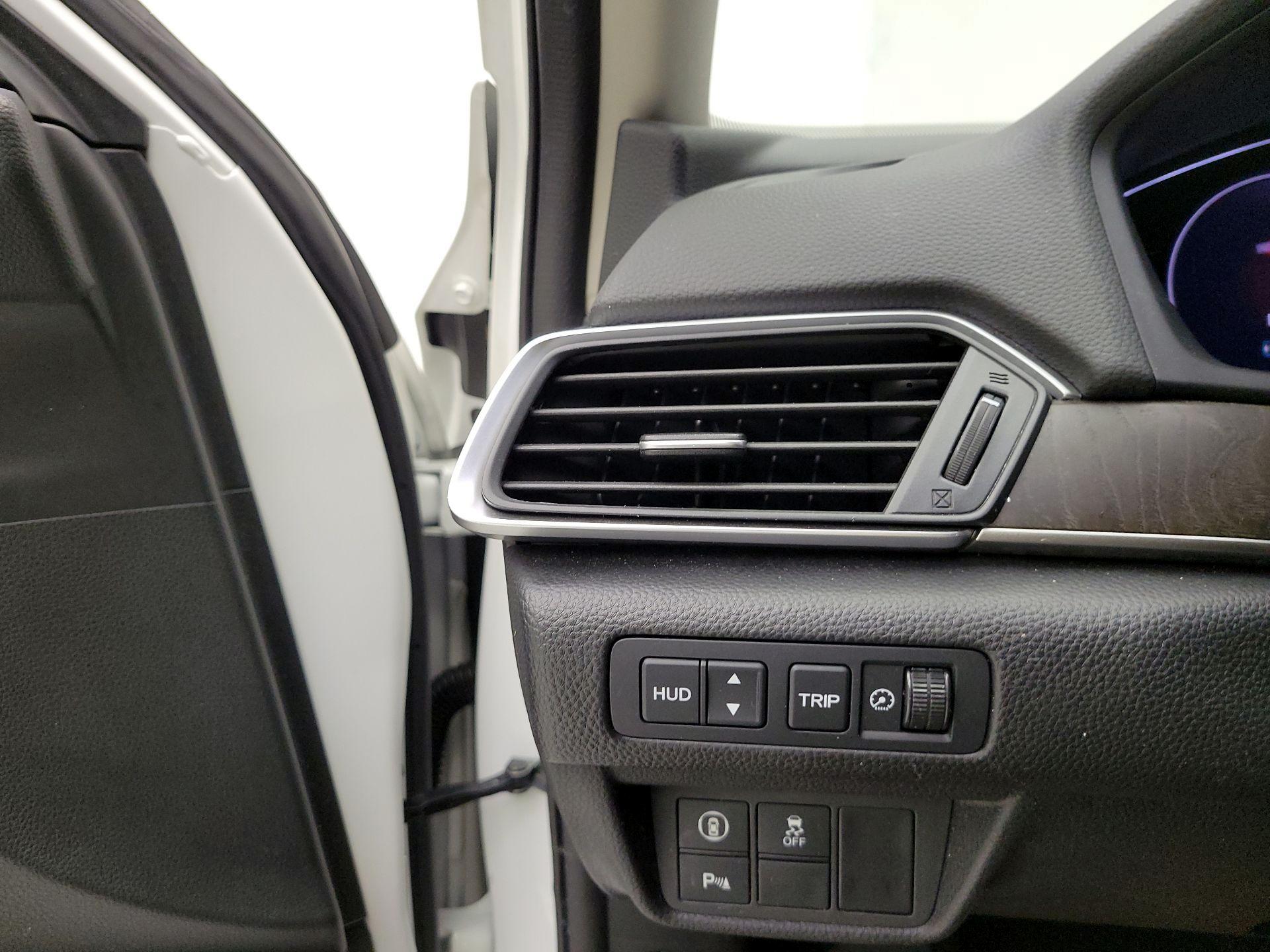 Thumbnail: 2018 Honda Accord - 11