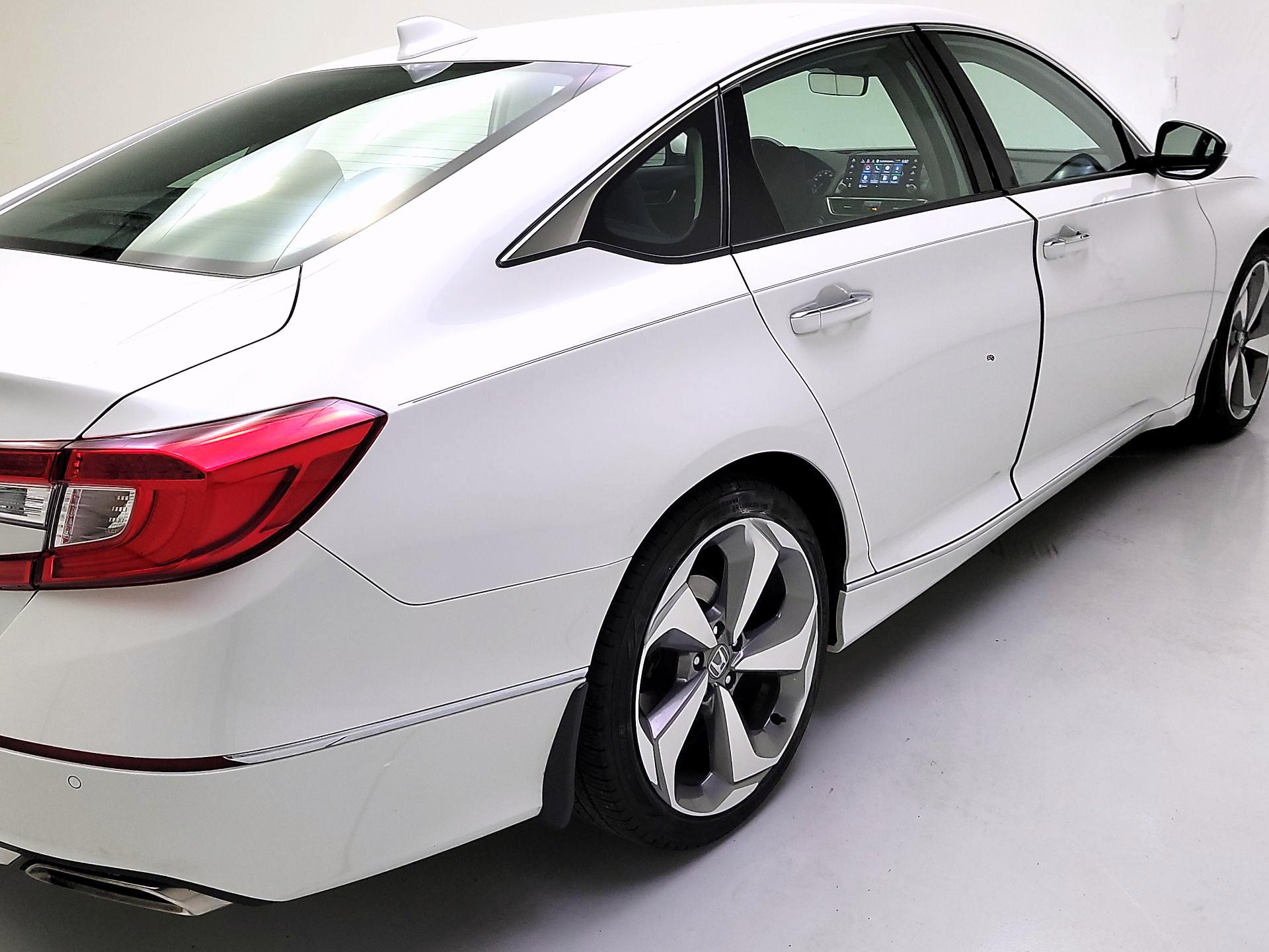 Thumbnail: 2018 Honda Accord - 5