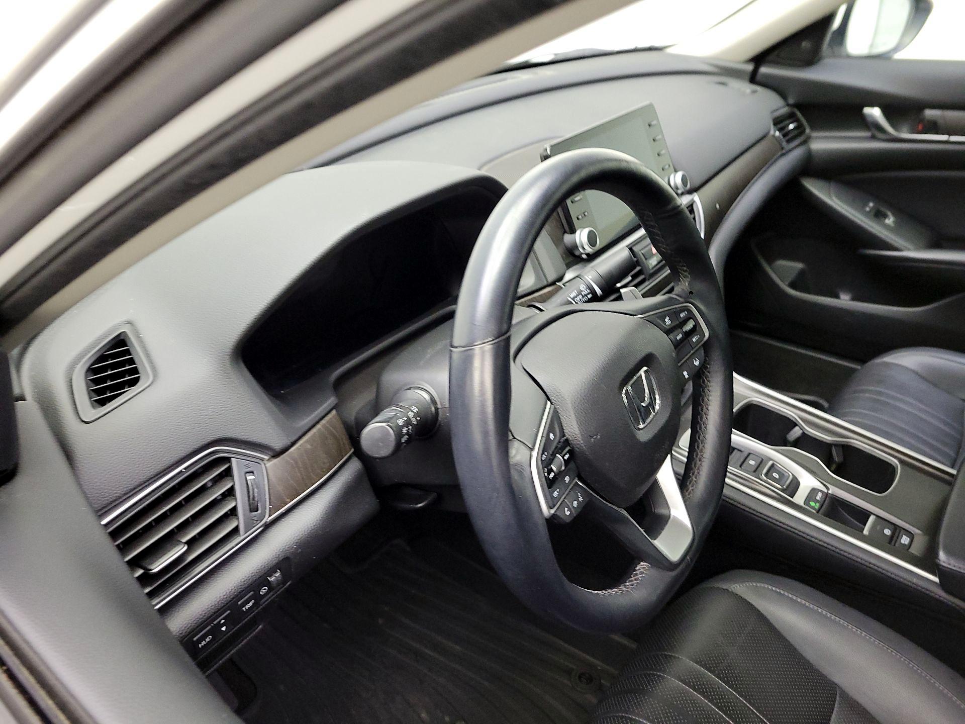 Thumbnail: 2018 Honda Accord - 8