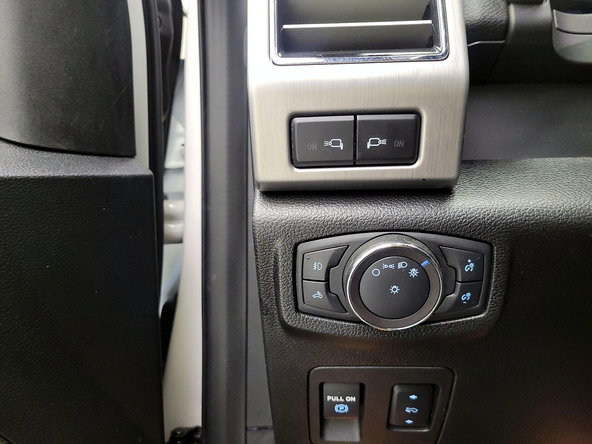 Thumbnail: 2019 Ford F-150 - 11