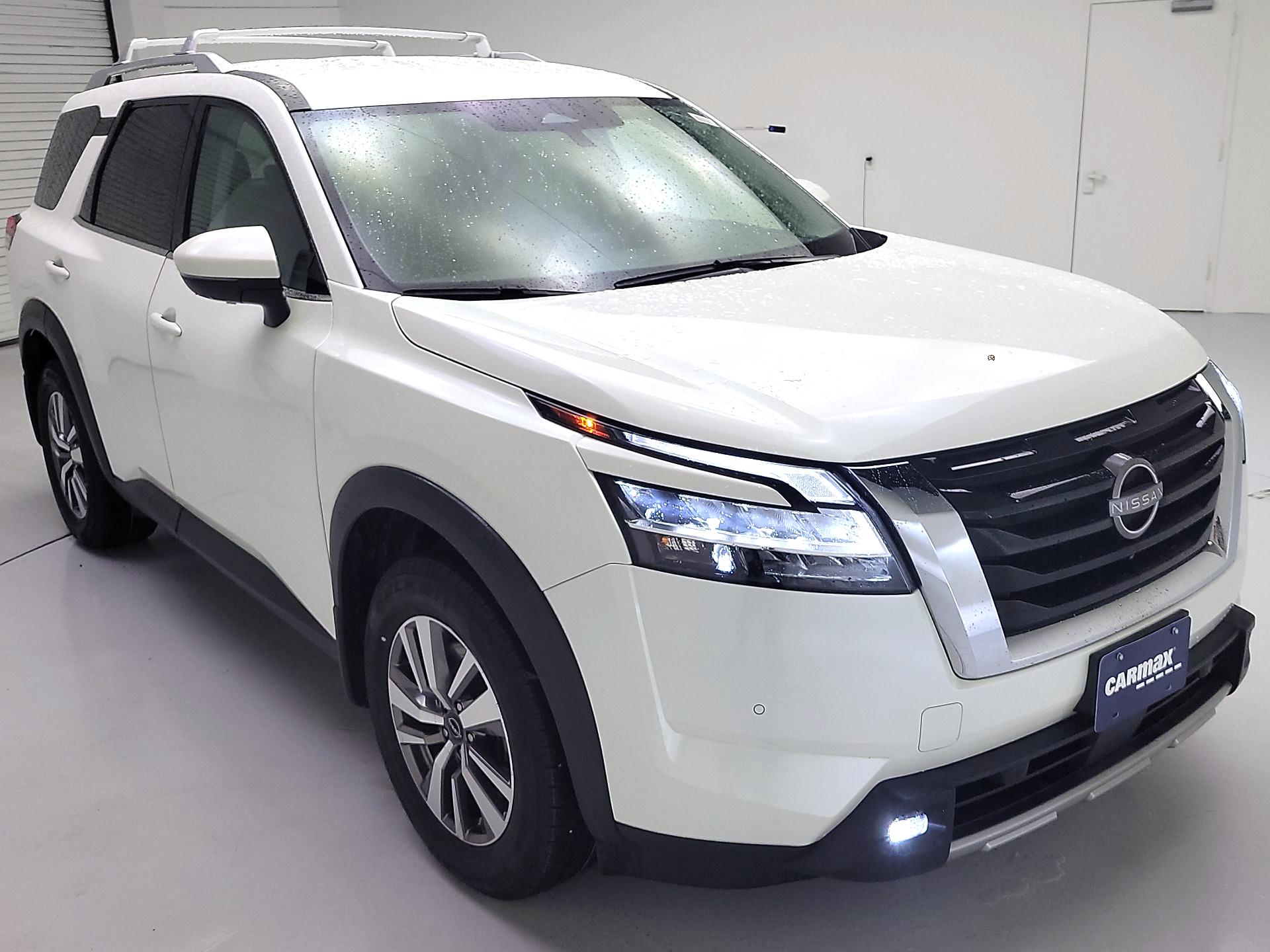 Thumbnail: 2022 Nissan Pathfinder - 1