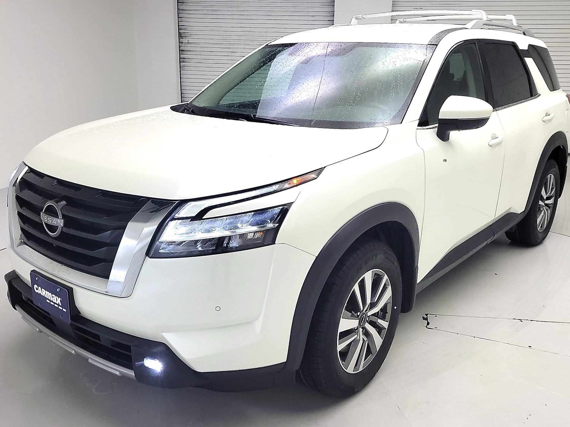 Thumbnail: 2022 Nissan Pathfinder - 3