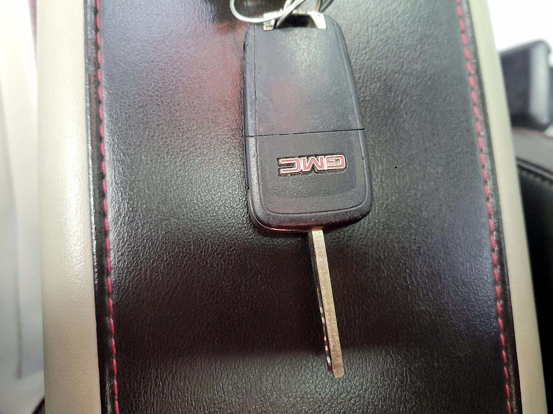 Thumbnail: 2015 GMC Terrain - 20