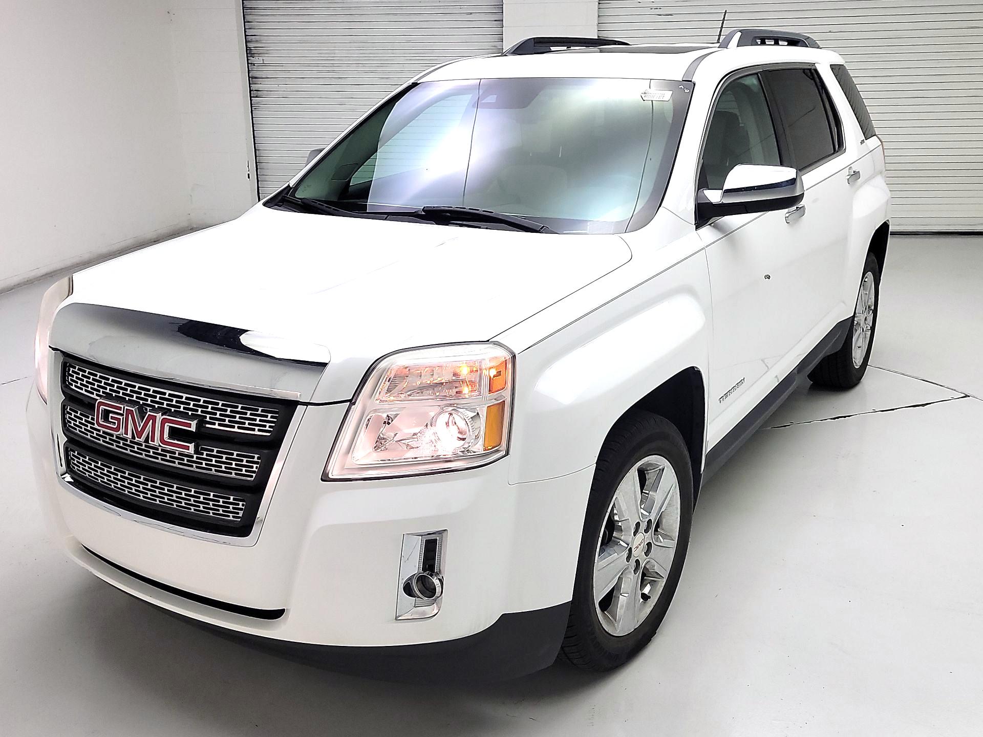 Thumbnail: 2015 GMC Terrain - 3