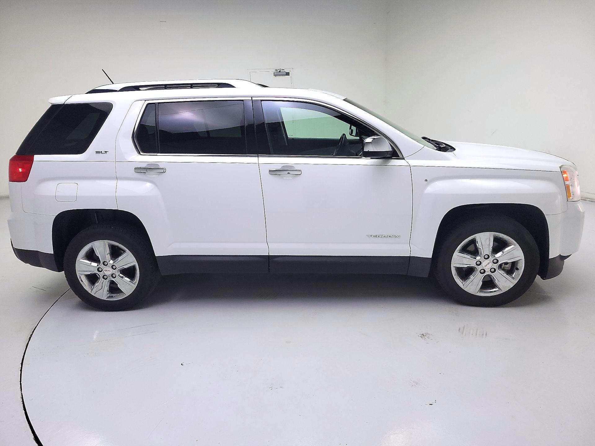 Thumbnail: 2015 GMC Terrain - 4