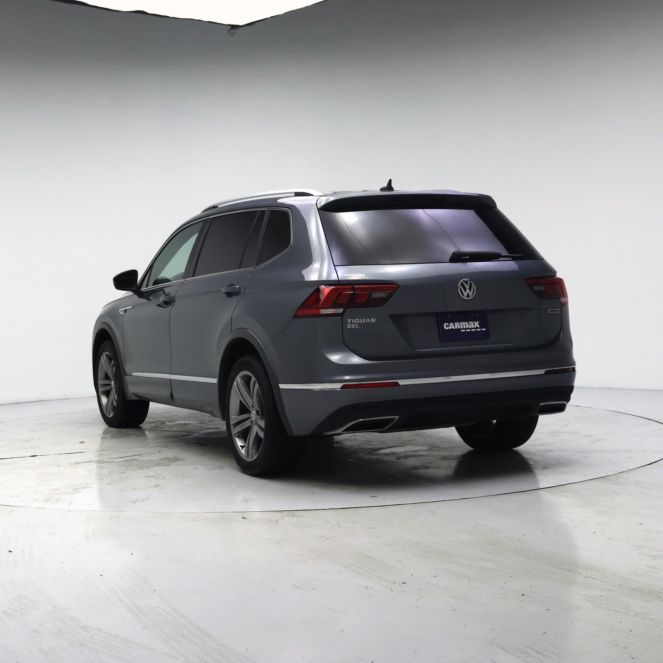 Thumbnail: 2019 Volkswagen Tiguan - 2