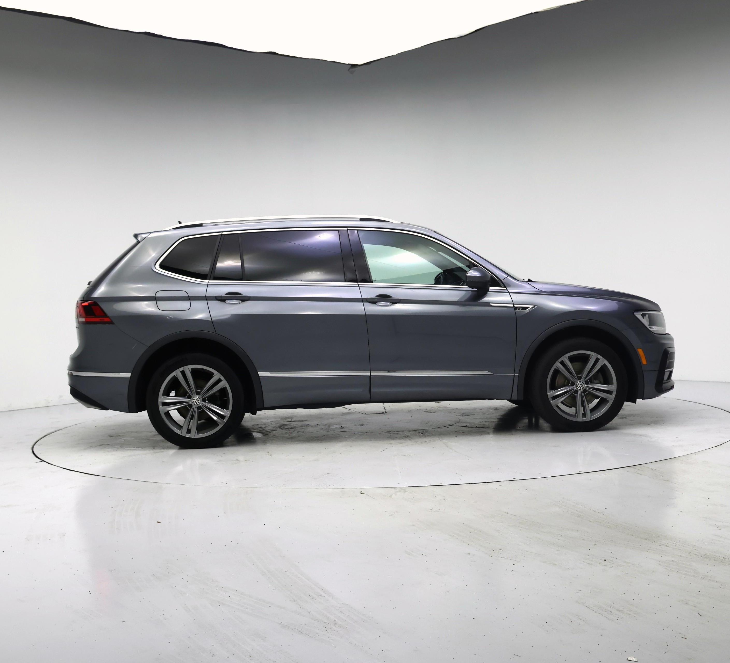 Thumbnail: 2019 Volkswagen Tiguan - 7