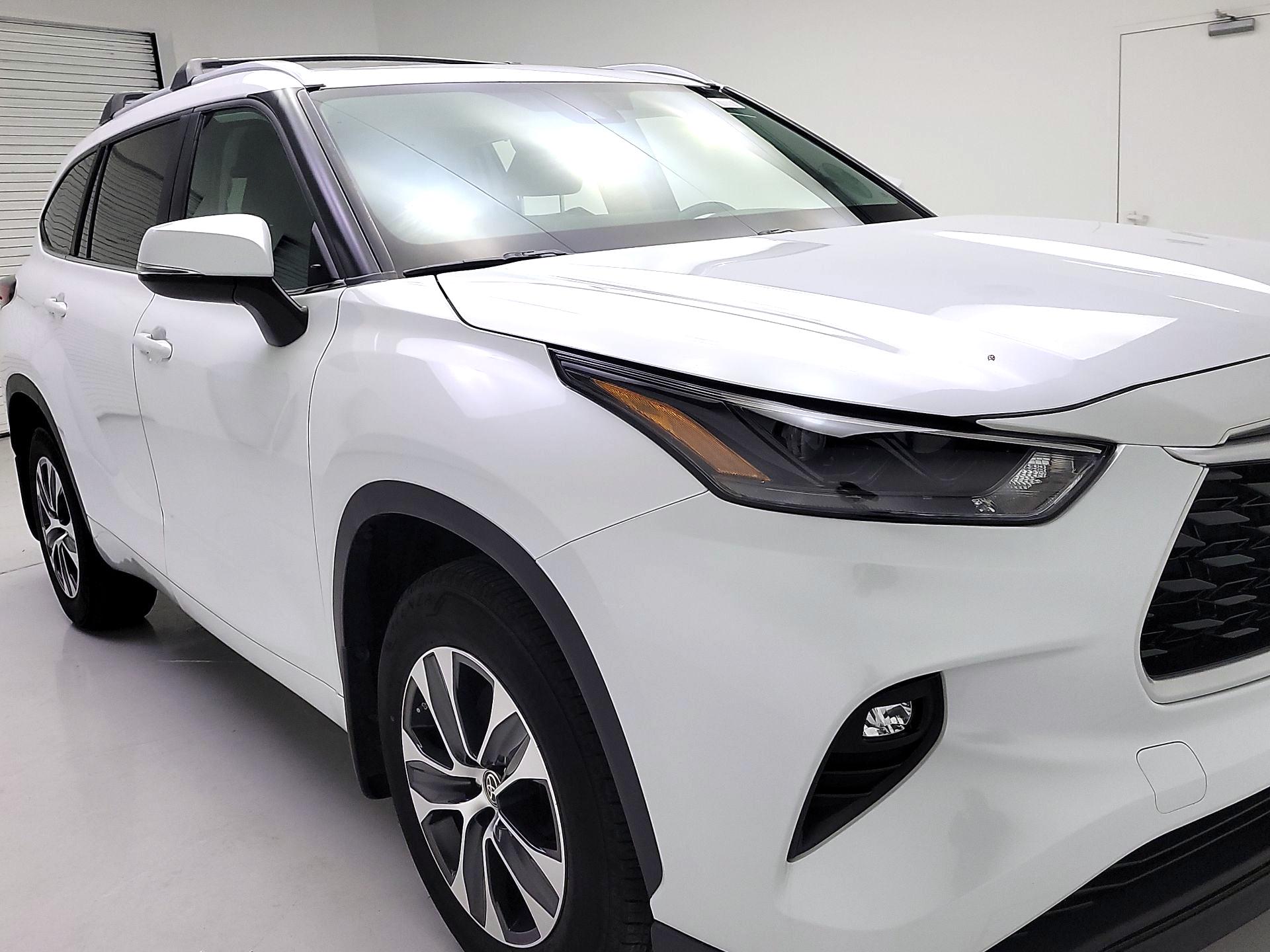 Thumbnail: 2023 Toyota Highlander - 1