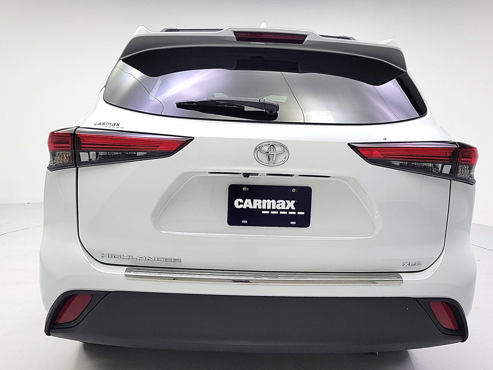 Thumbnail: 2023 Toyota Highlander - 6