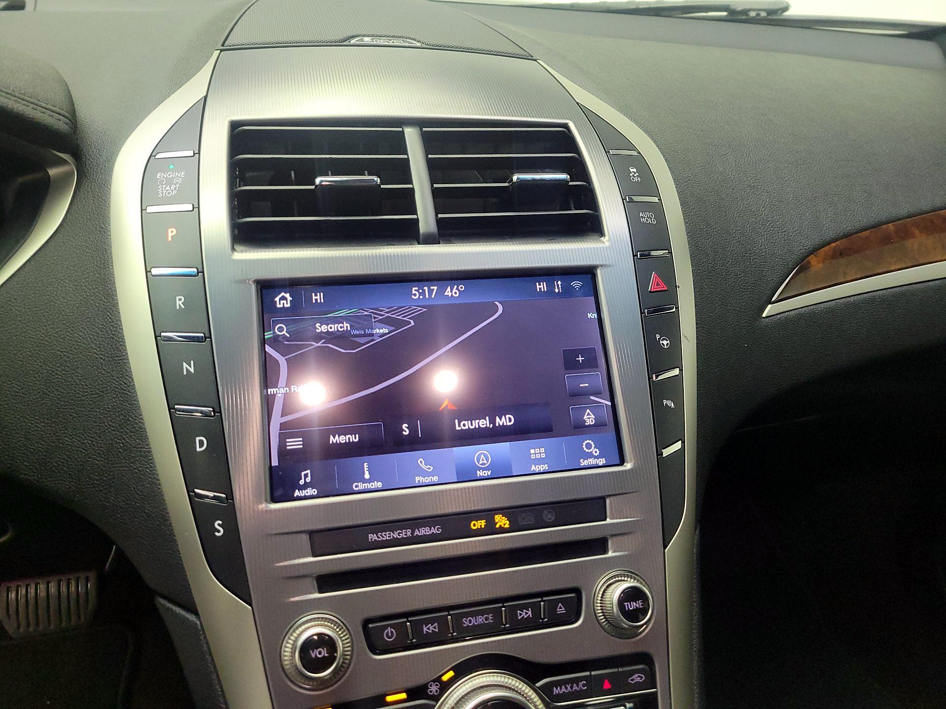 Thumbnail: 2020 Lincoln MKZ - 12