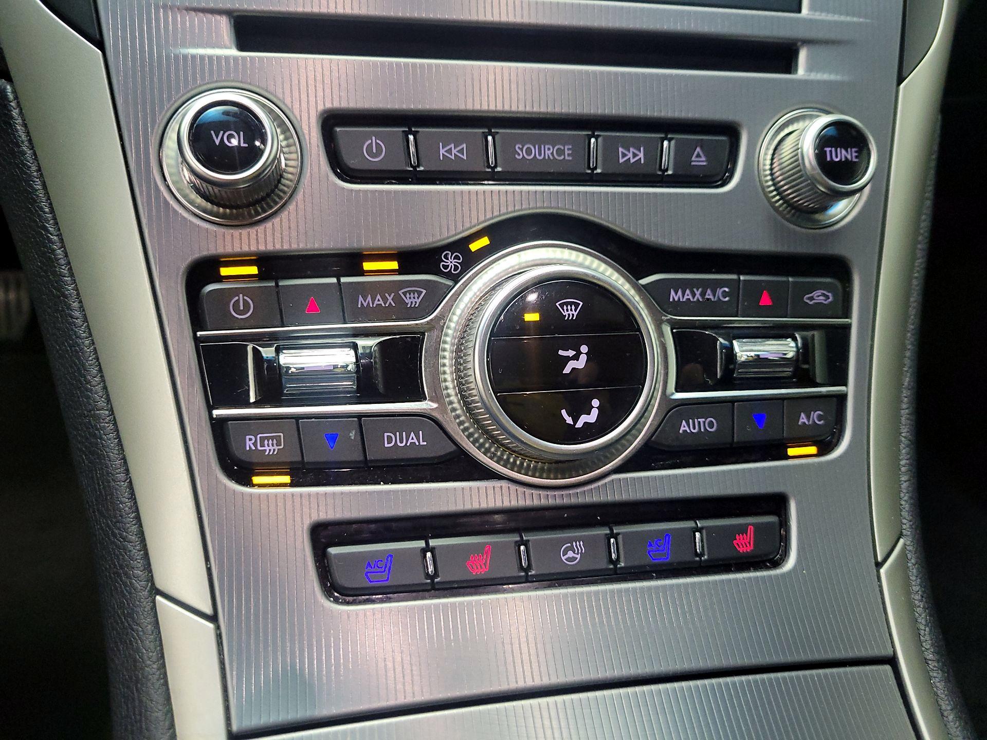 Thumbnail: 2020 Lincoln MKZ - 15