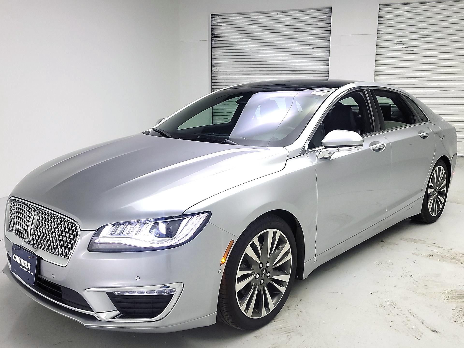 Thumbnail: 2020 Lincoln MKZ - 3