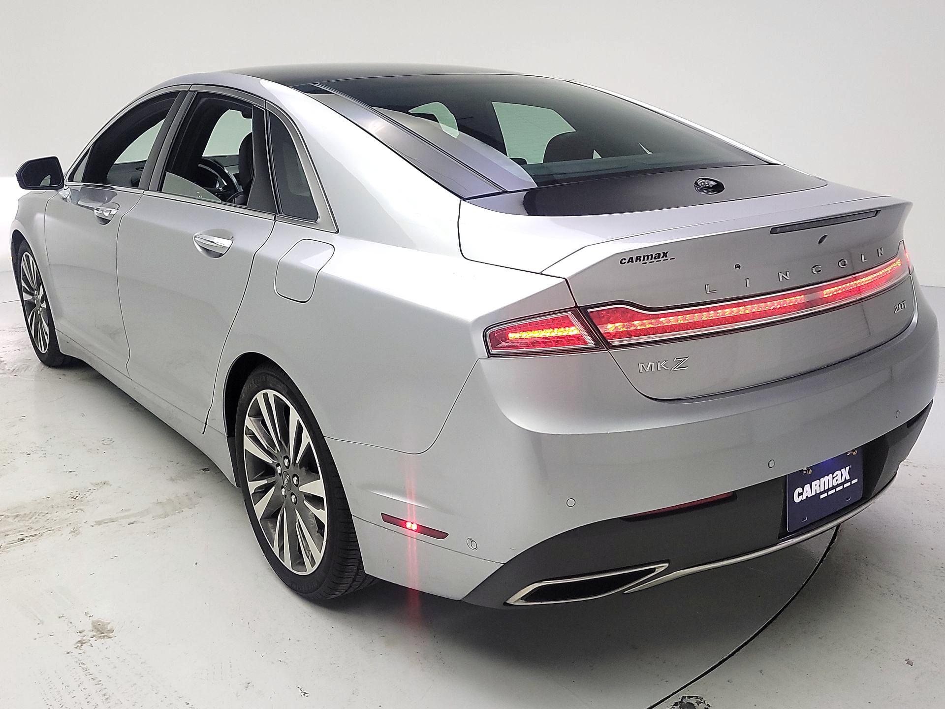 Thumbnail: 2020 Lincoln MKZ - 7