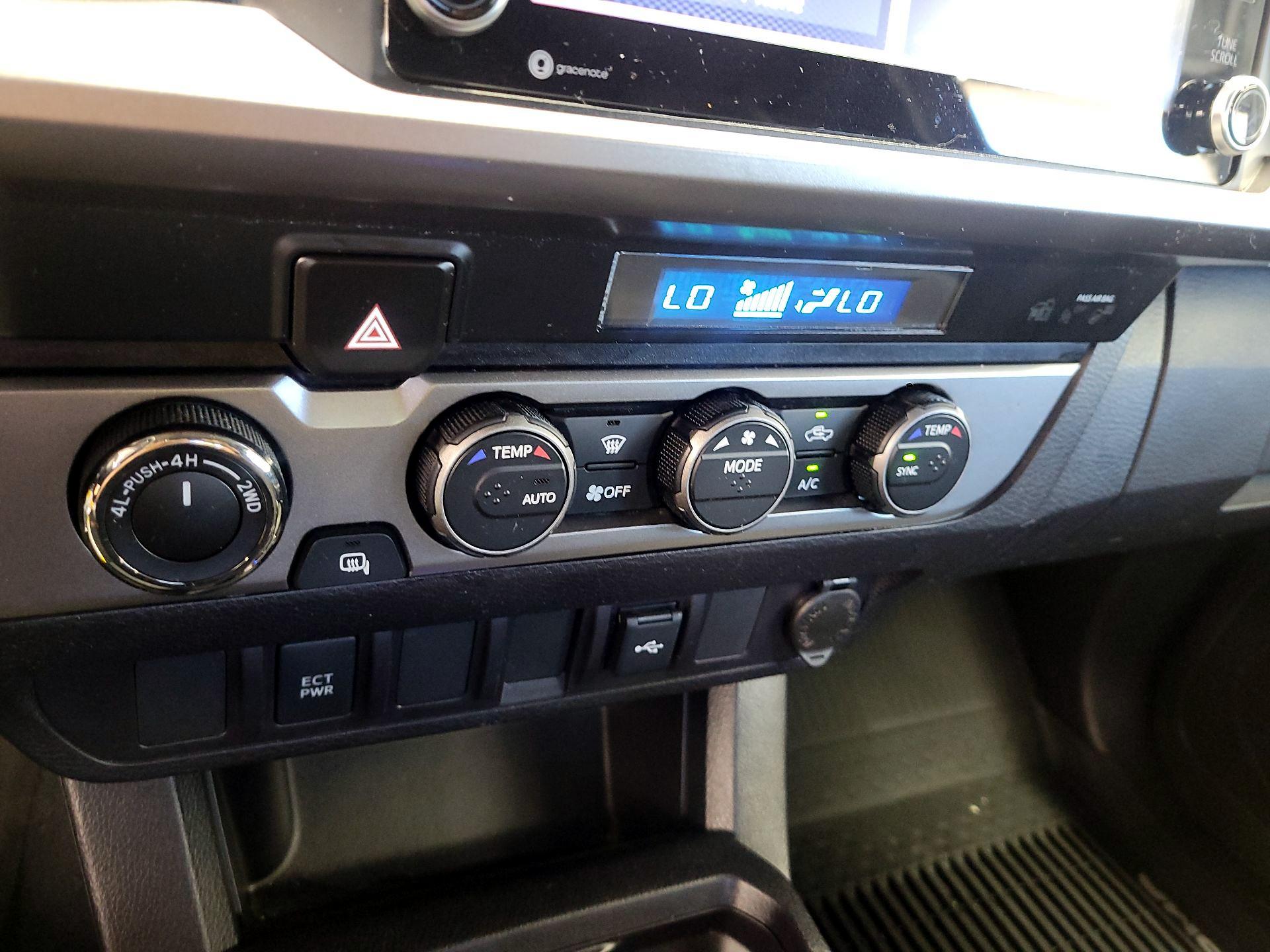 Thumbnail: 2021 Toyota Tacoma - 16