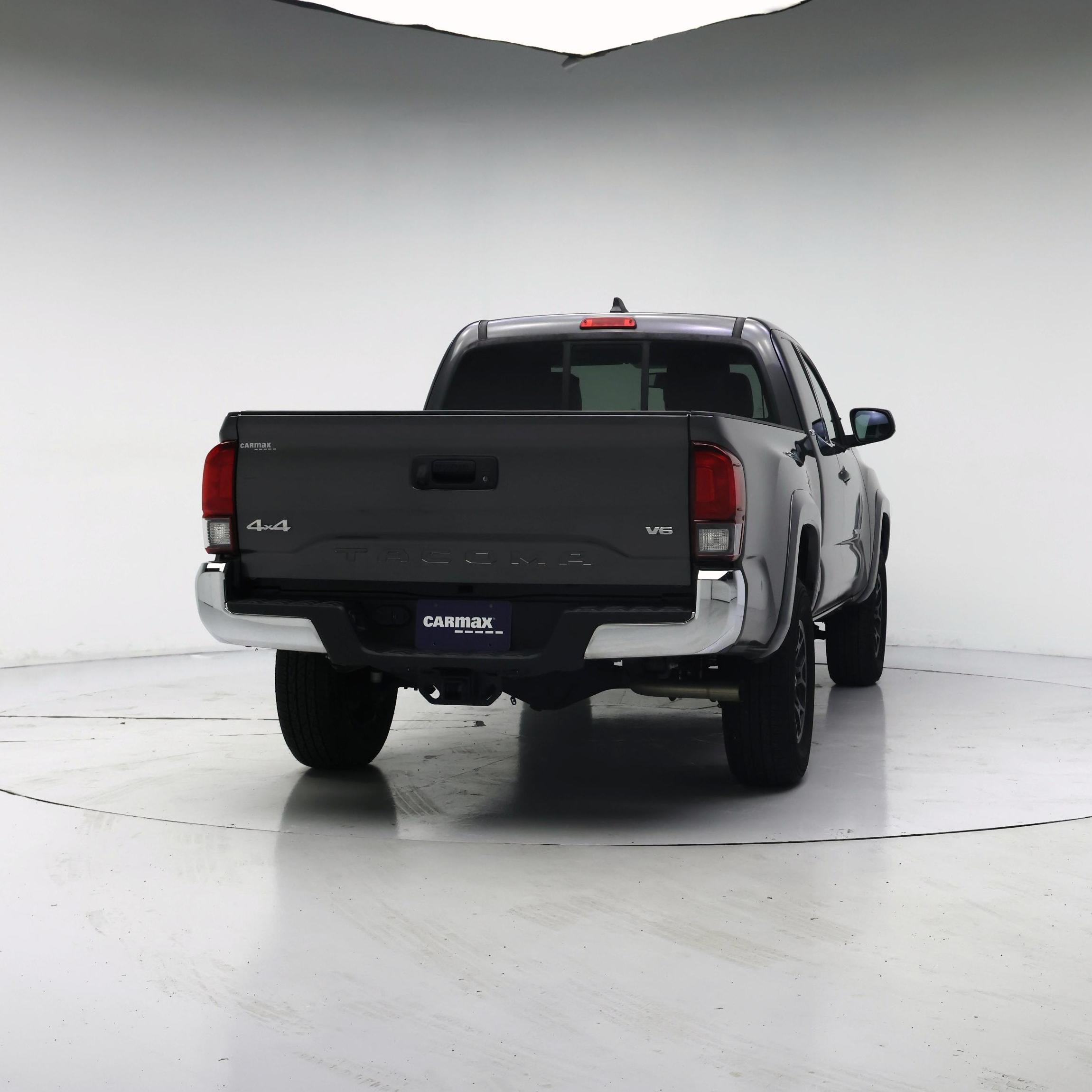 Thumbnail: 2021 Toyota Tacoma - 8