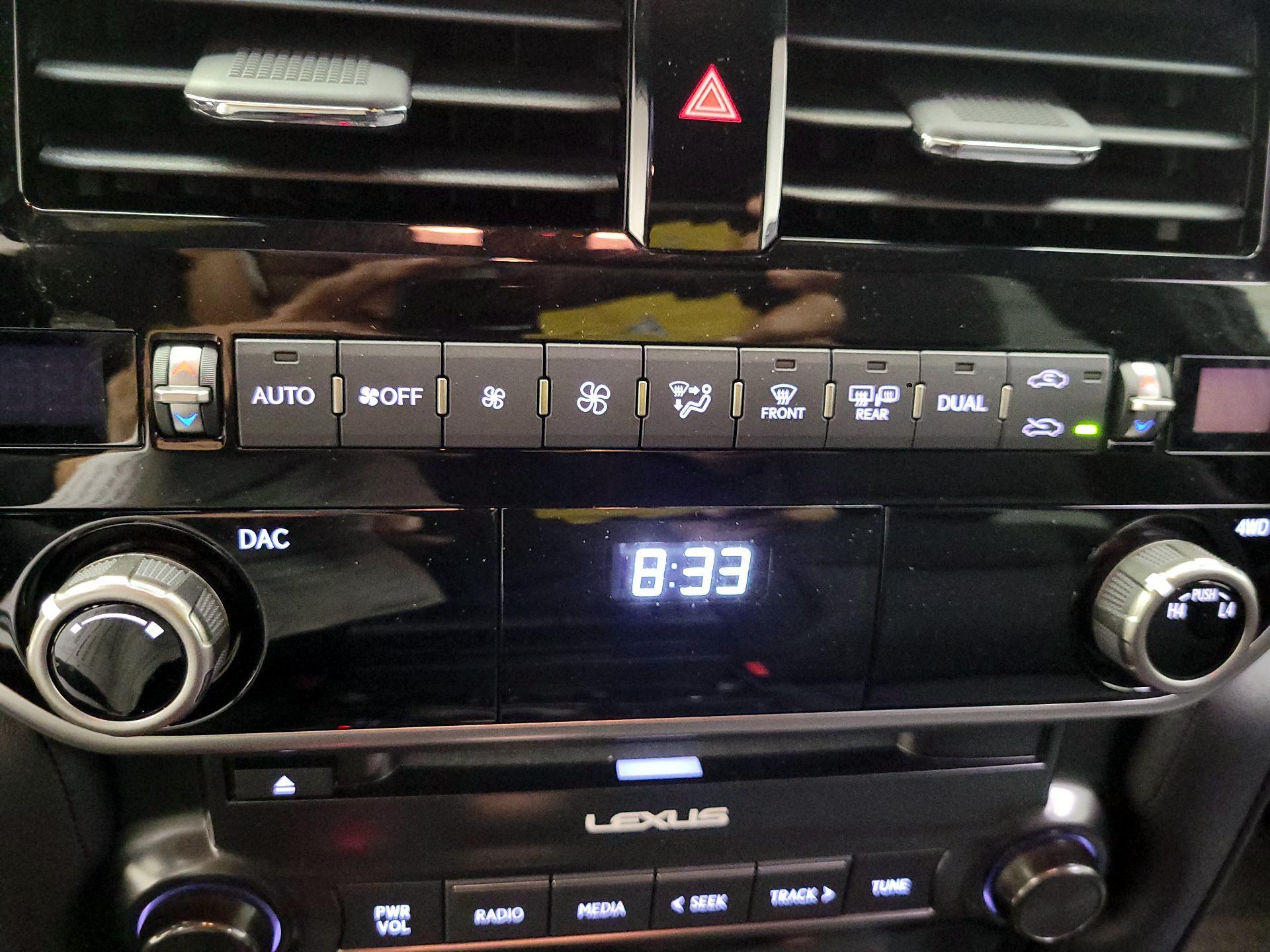 Thumbnail: 2022 Lexus GX - 17