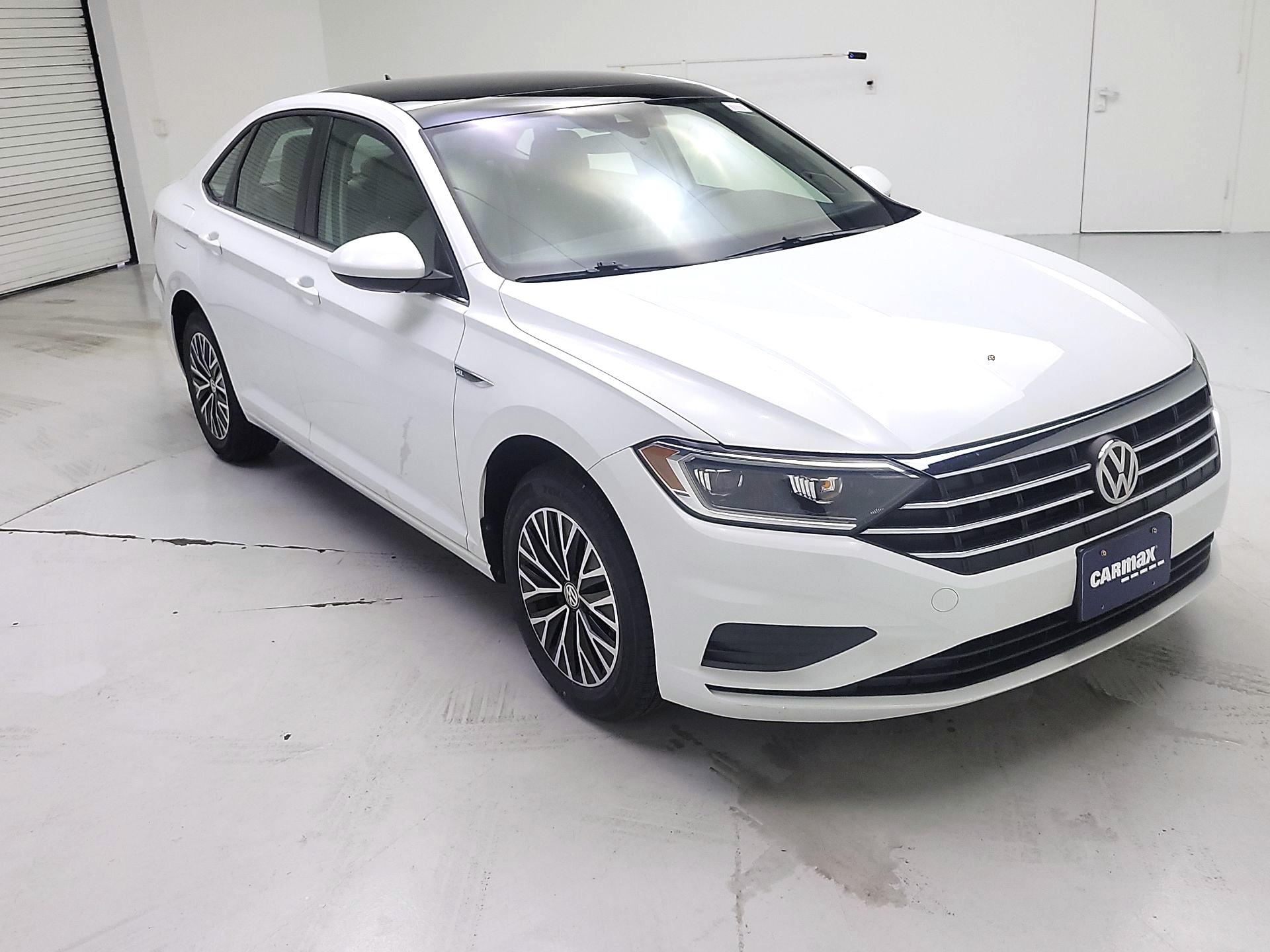 Thumbnail: 2019 Volkswagen Jetta - 1