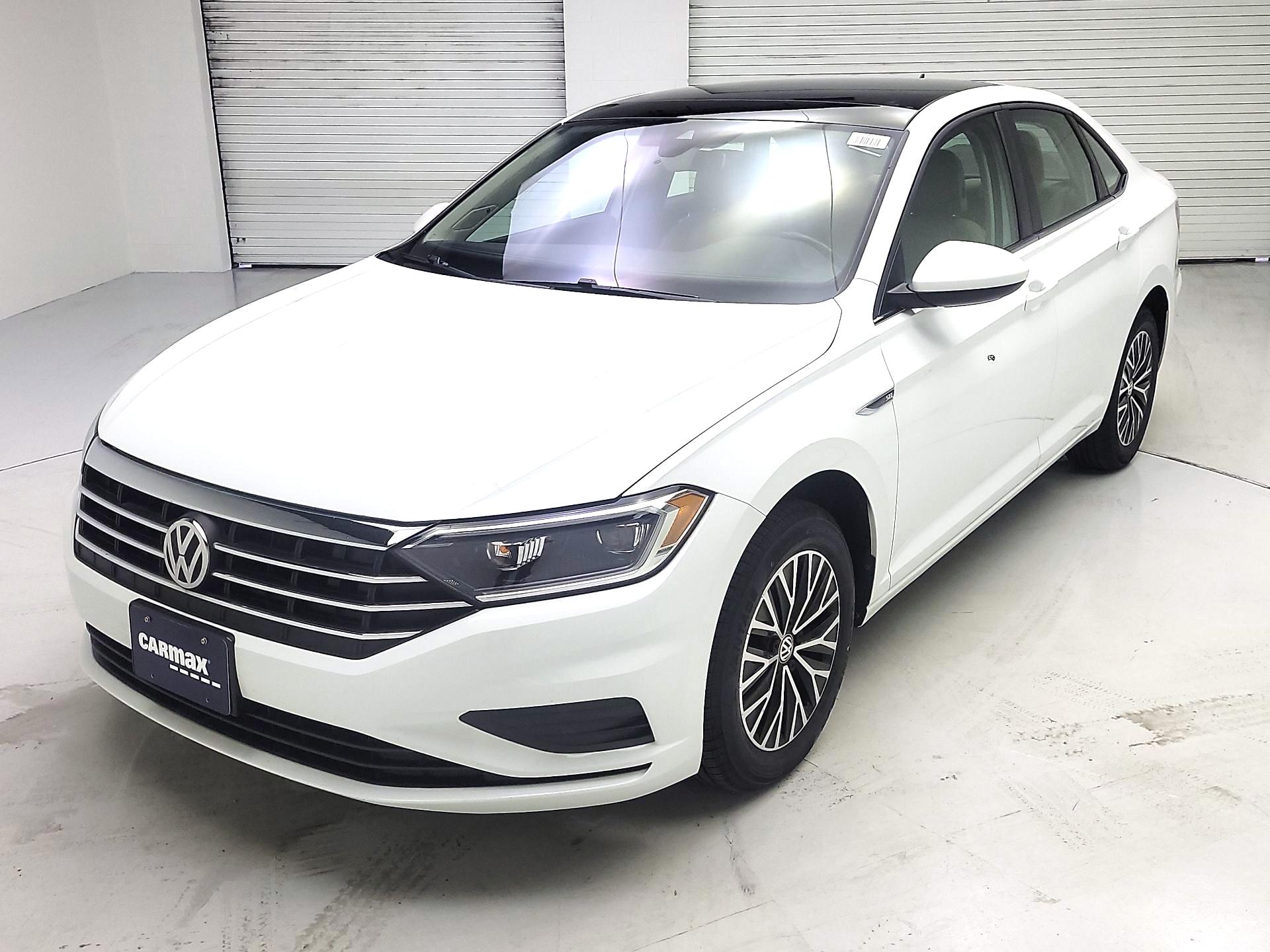 Thumbnail: 2019 Volkswagen Jetta - 3