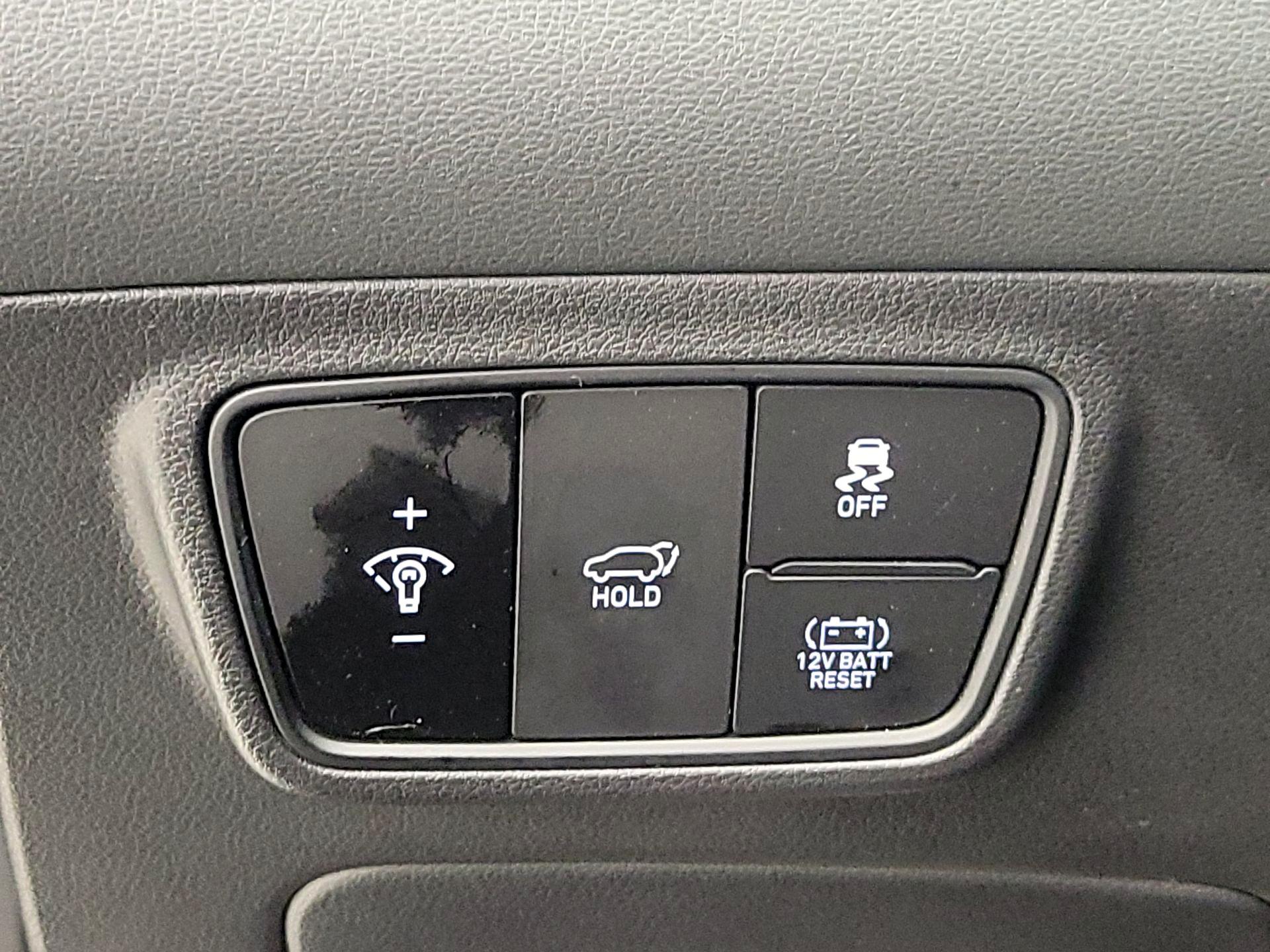 Thumbnail: 2022 Hyundai Tucson - 11