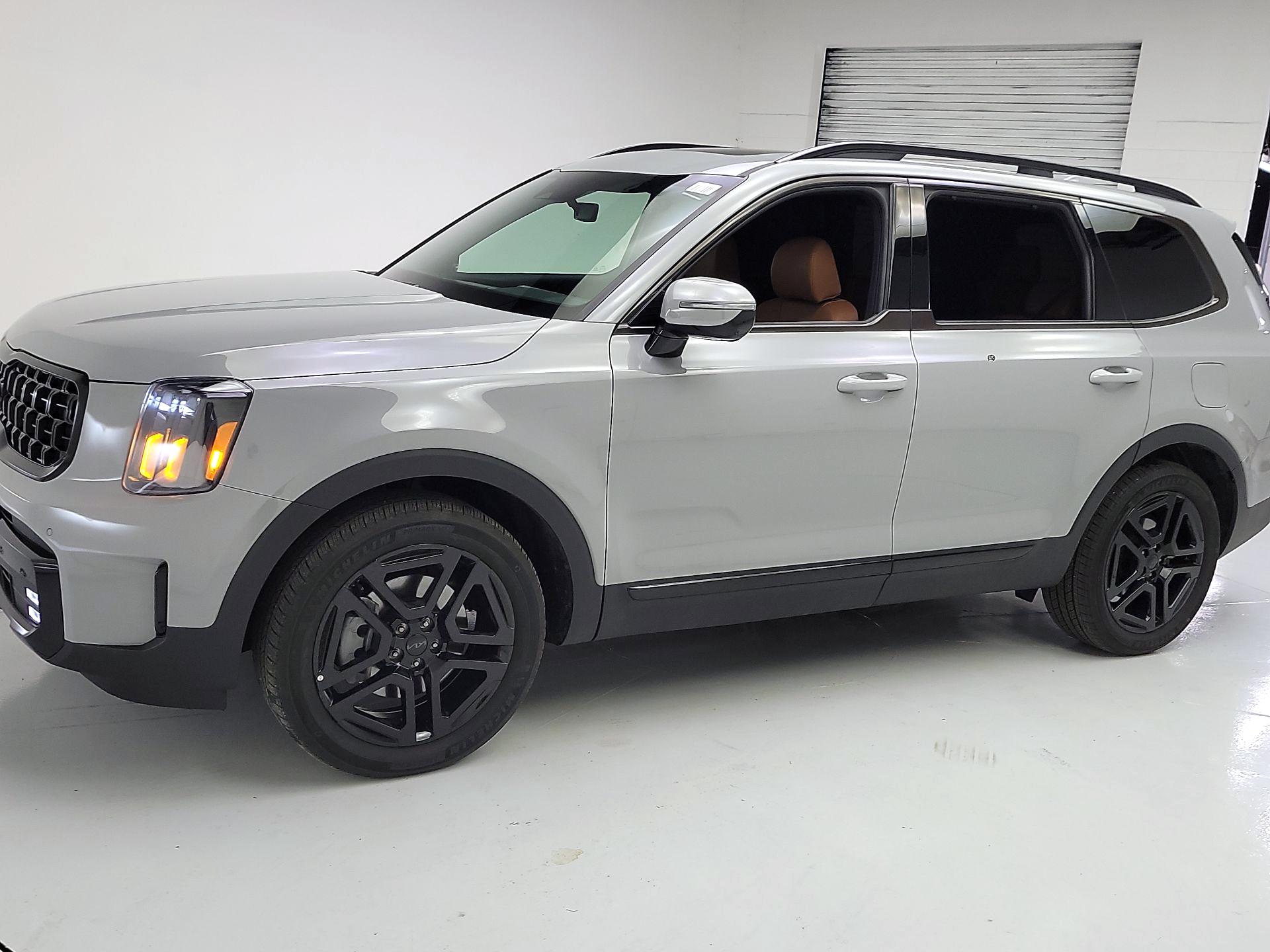 Thumbnail: 2025 Kia Telluride - 3