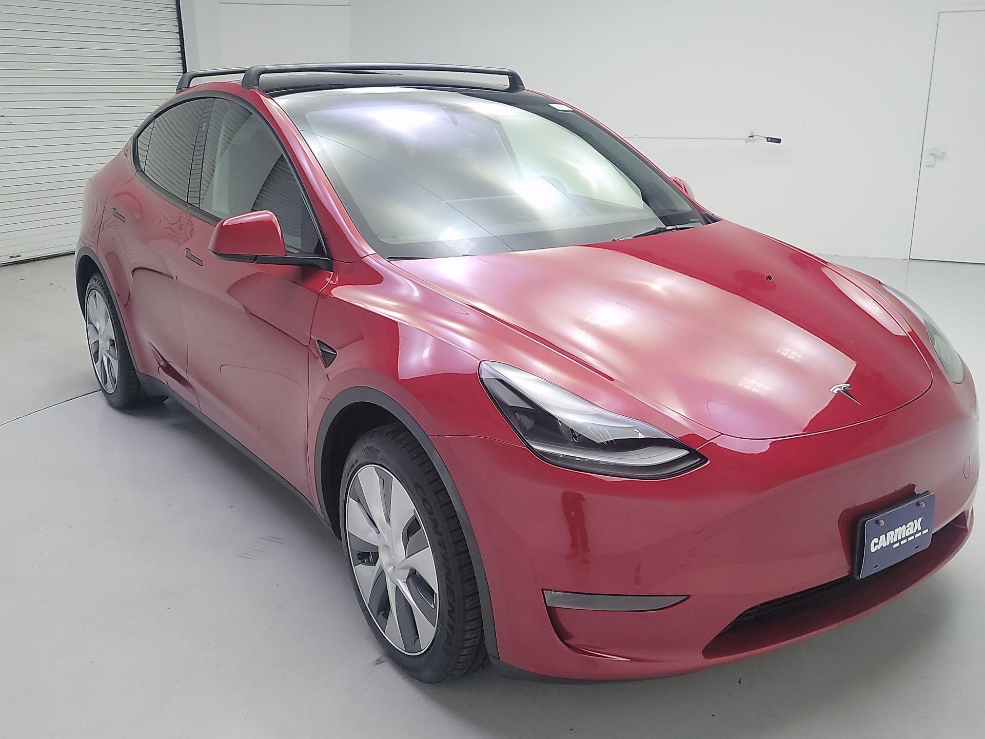 Thumbnail: 2023 Tesla Model Y - 1