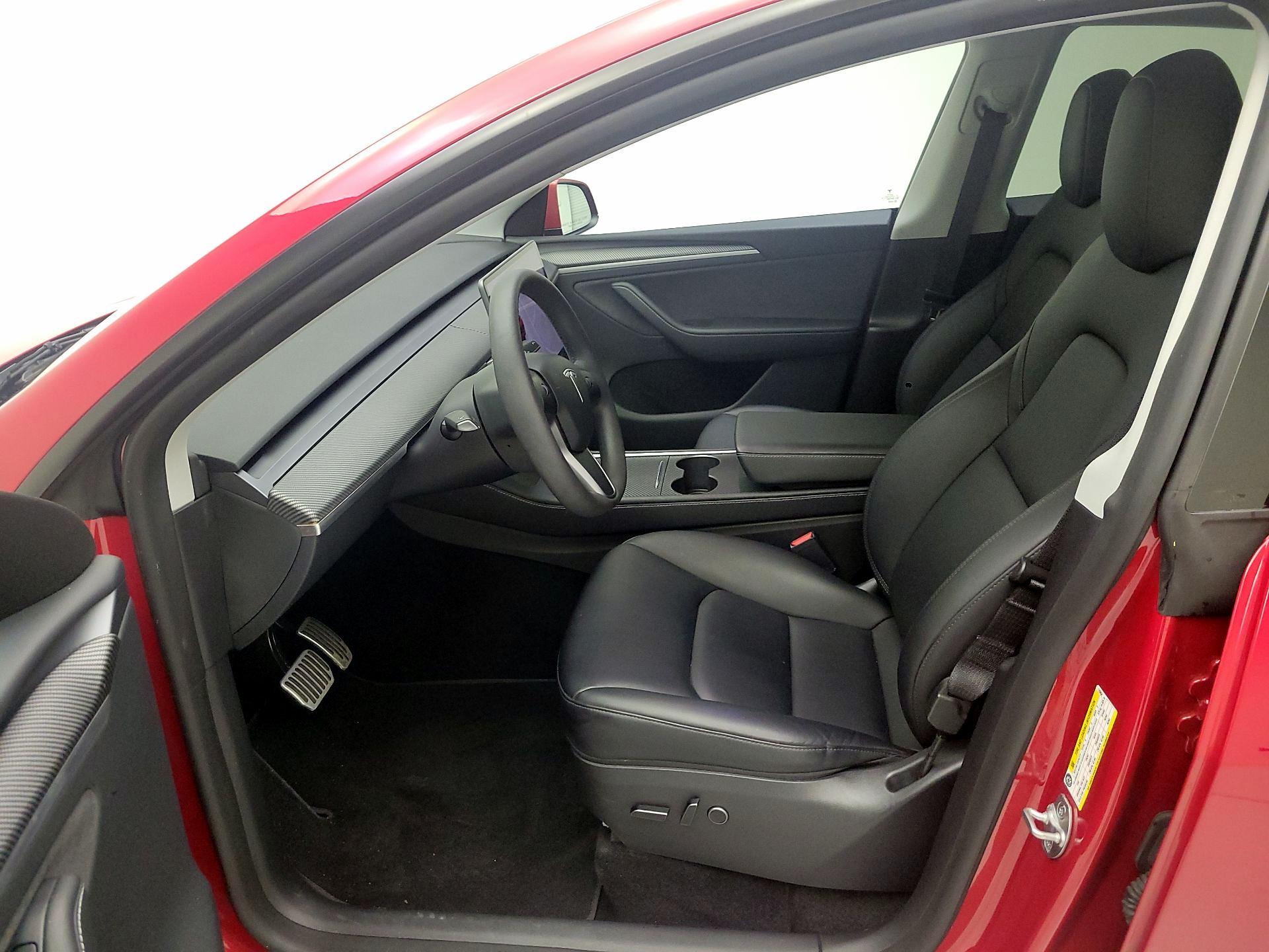 Thumbnail: 2023 Tesla Model Y - 9