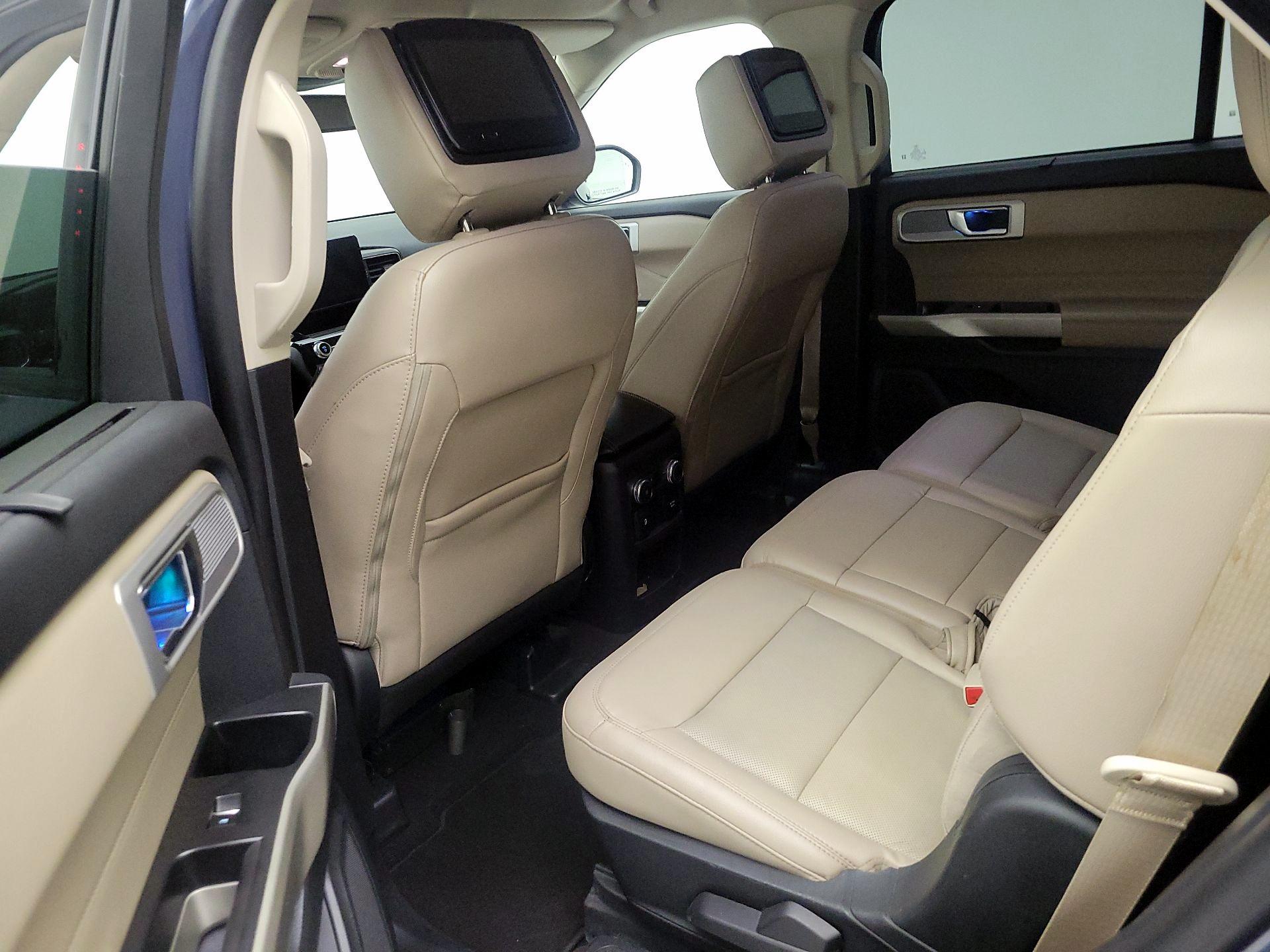 Thumbnail: 2021 Ford Explorer - 17