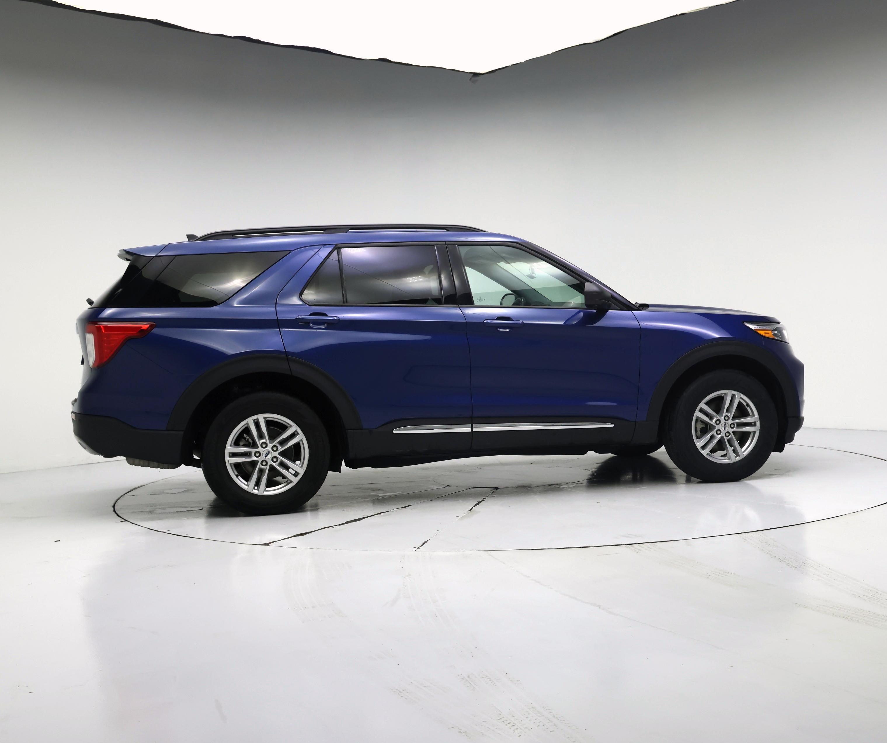 Thumbnail: 2023 Ford Explorer - 7