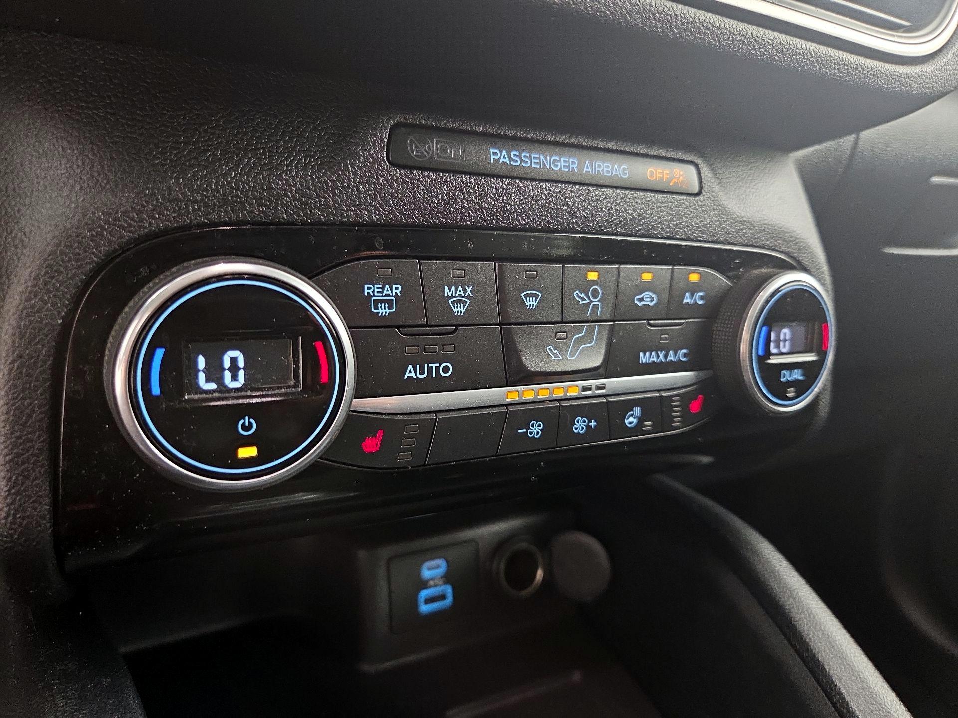 Thumbnail: 2021 Ford Escape - 17