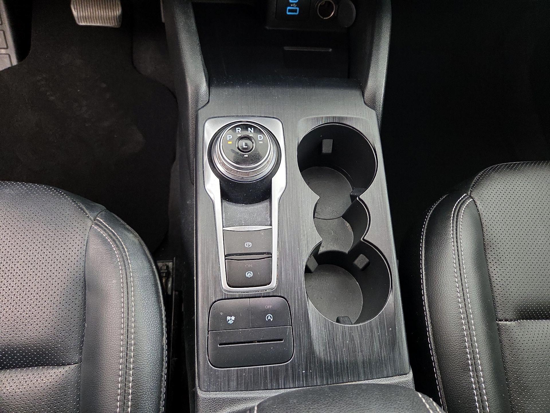 Thumbnail: 2021 Ford Escape - 18