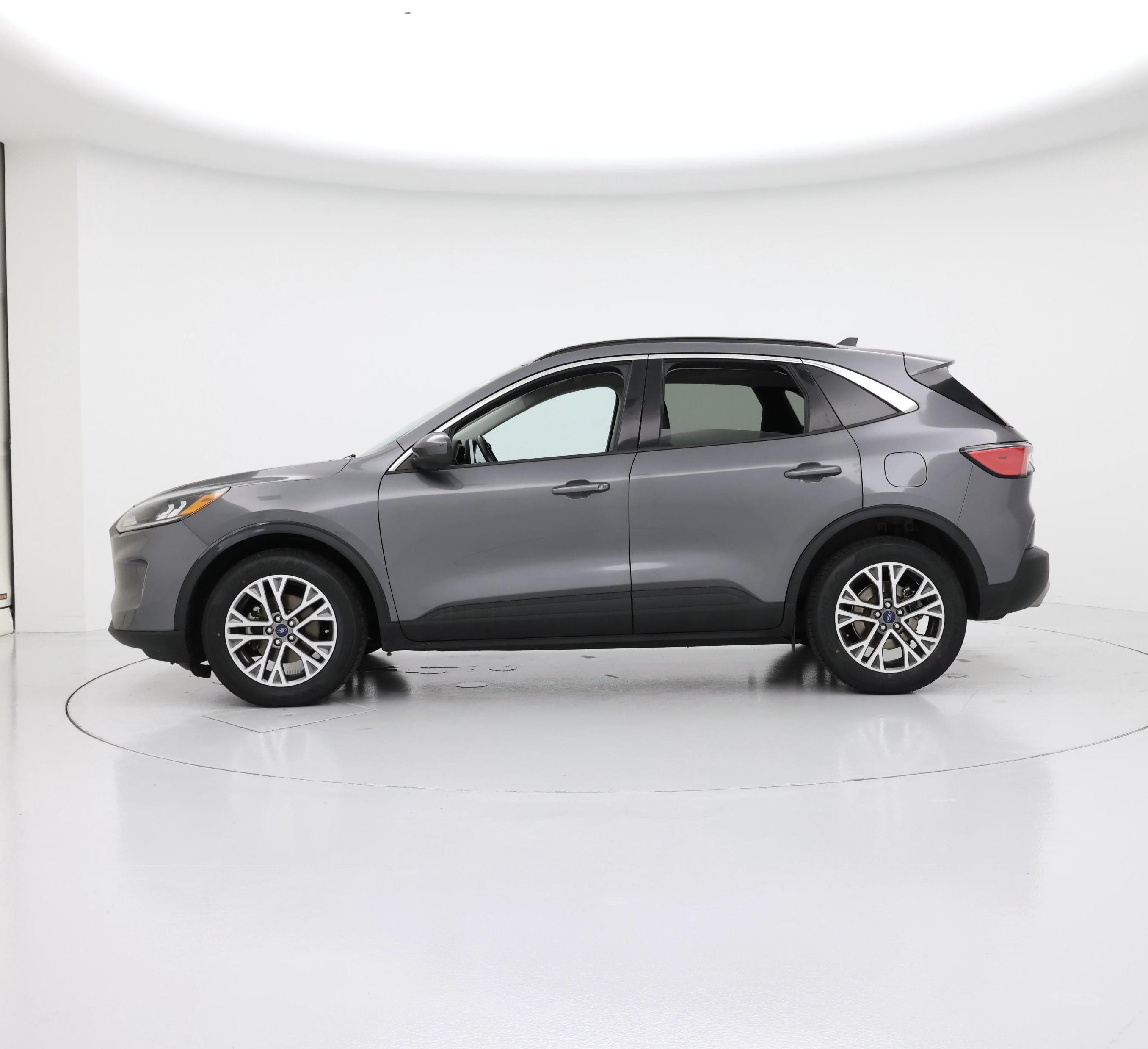 Thumbnail: 2021 Ford Escape - 3