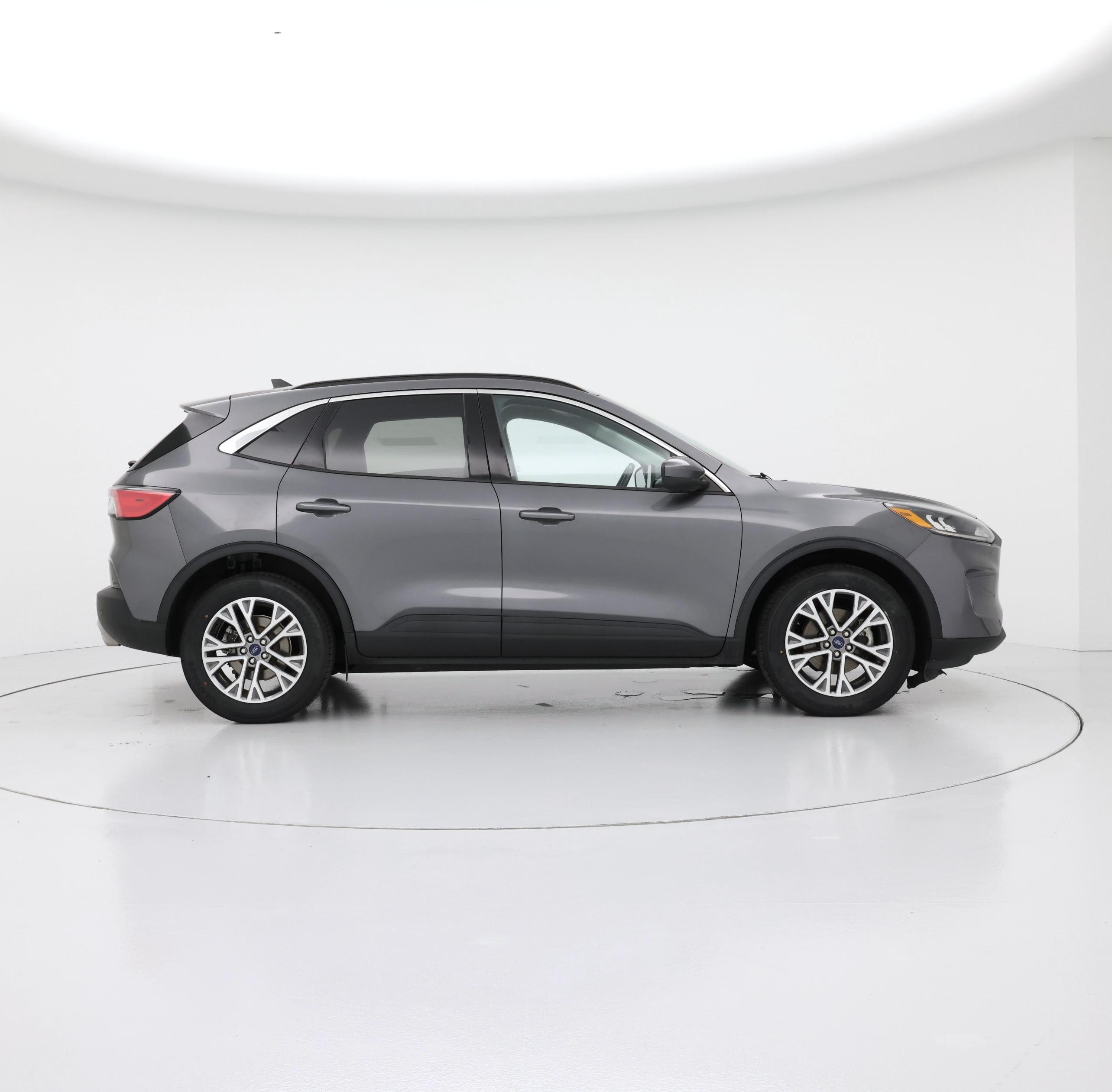 Thumbnail: 2021 Ford Escape - 7