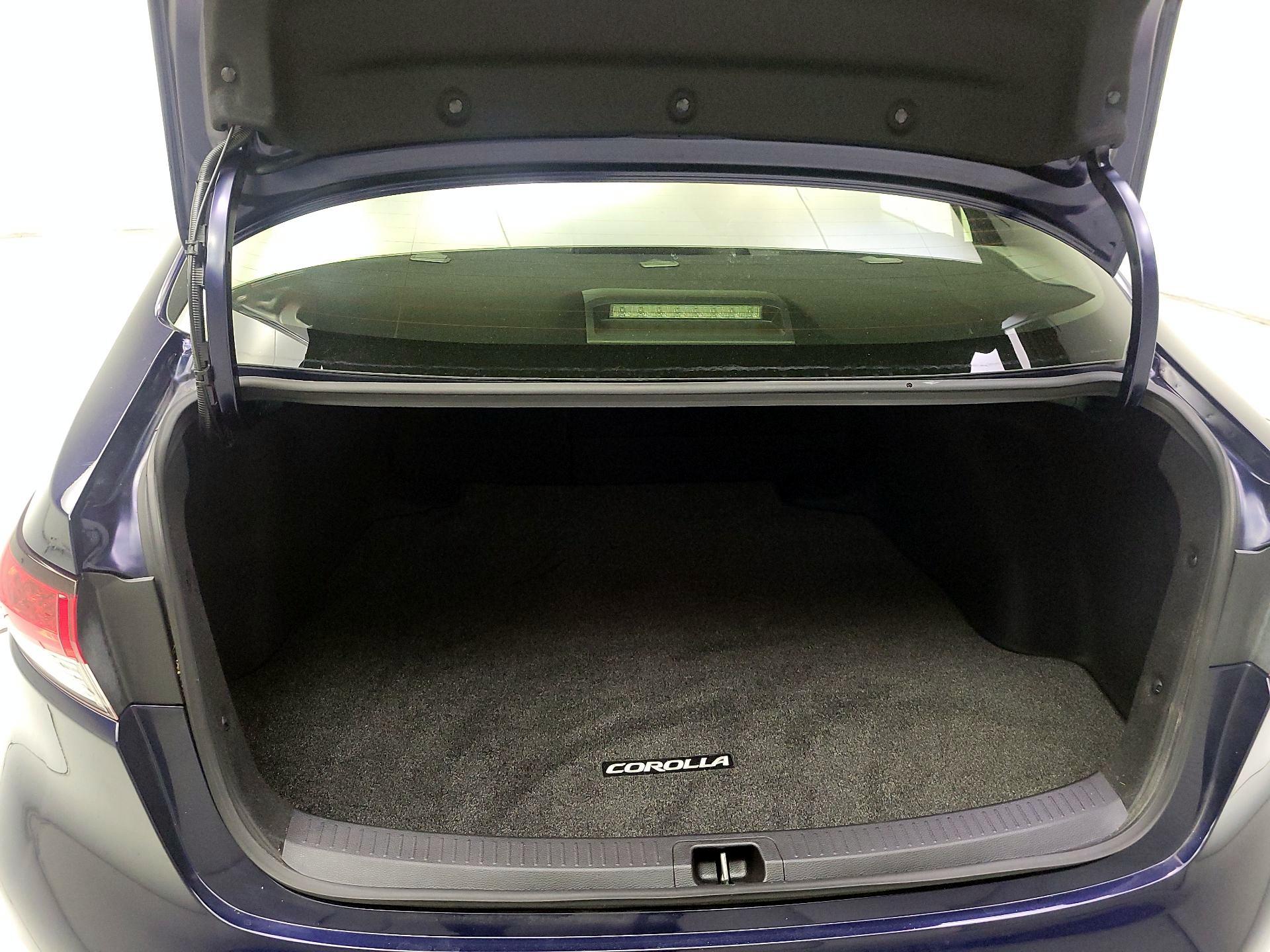 Thumbnail: 2021 Toyota Corolla - 19