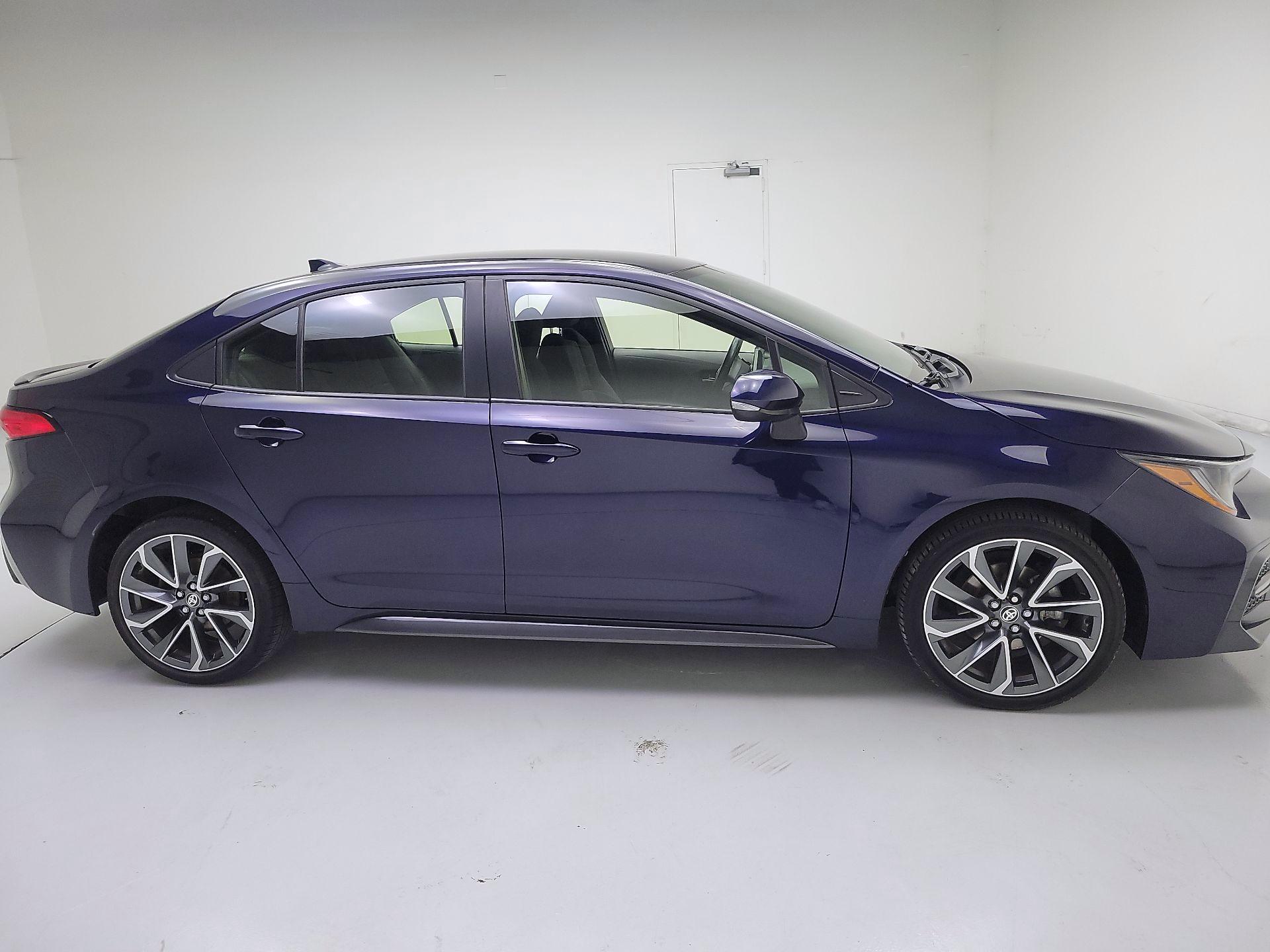 Thumbnail: 2021 Toyota Corolla - 4