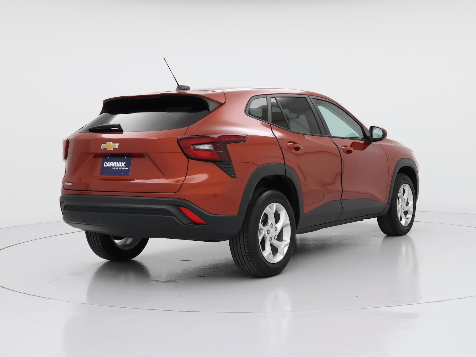 2024 Chevrolet Trax LS - Photo 9