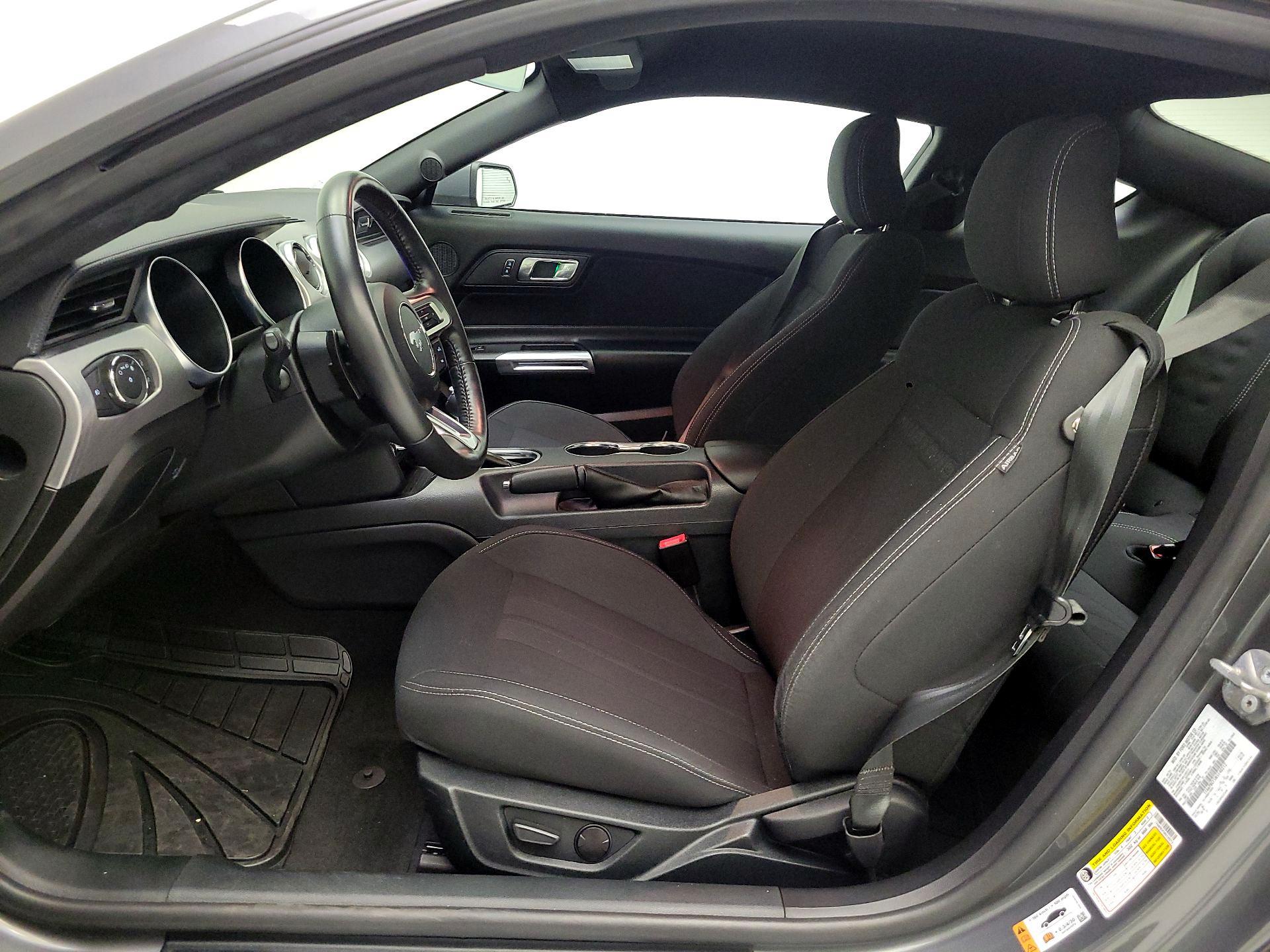 Thumbnail: 2022 Ford Mustang - 9