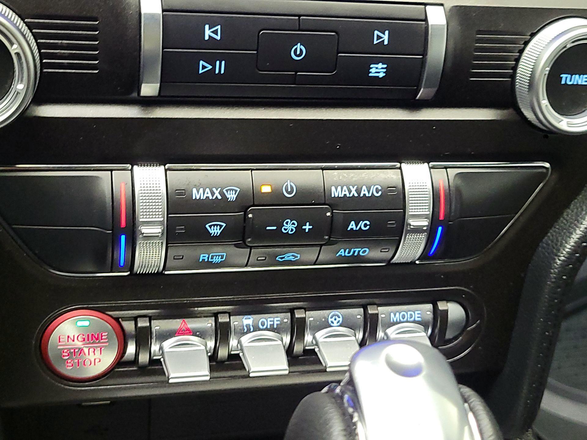 Thumbnail: 2022 Ford Mustang - 14