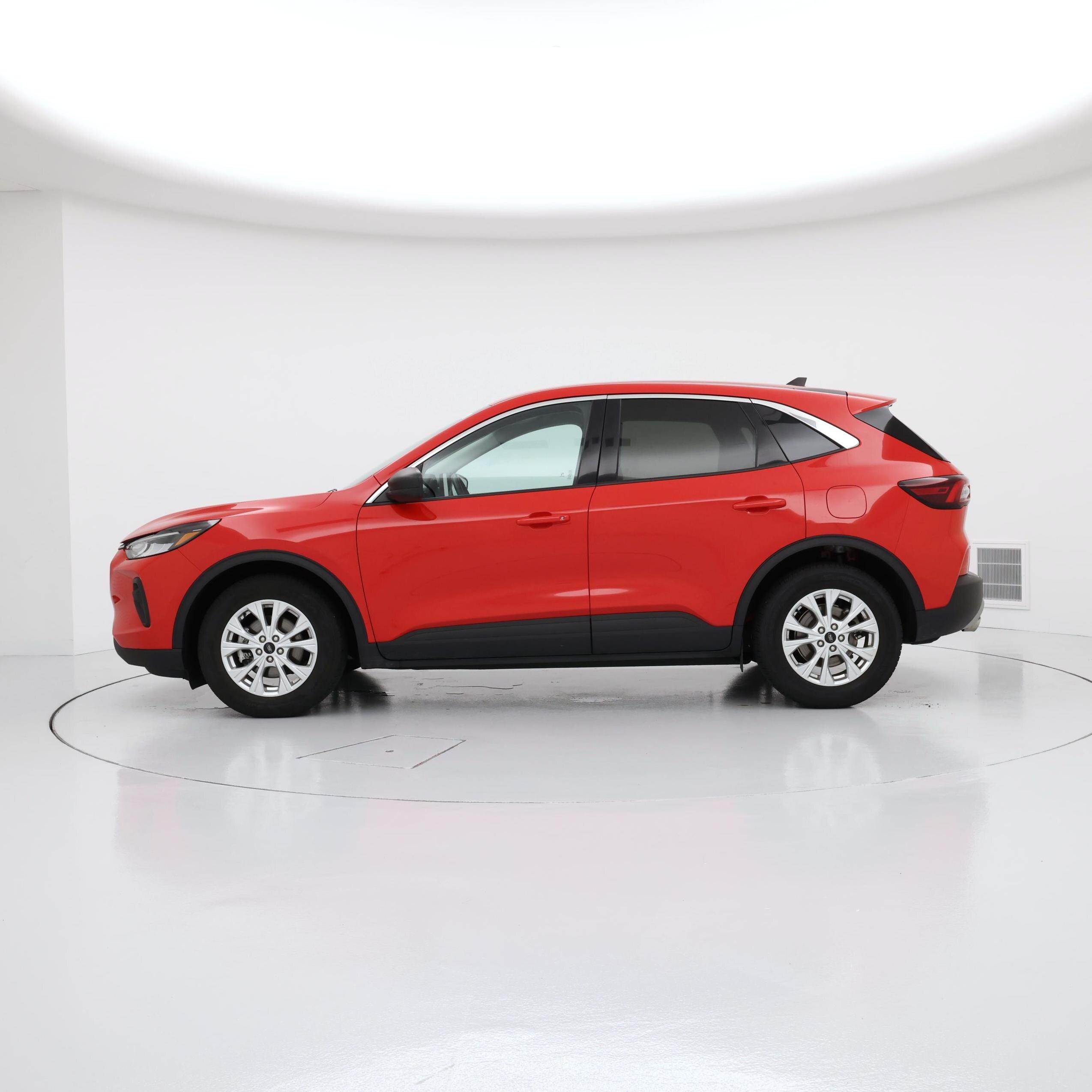 Thumbnail: 2024 Ford Escape - 3