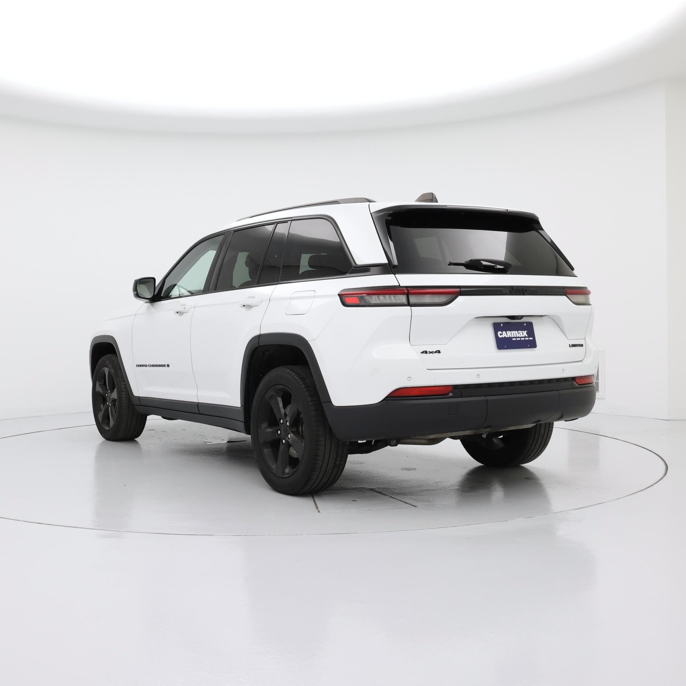 Thumbnail: 2023 Jeep Grand Cherokee - 2