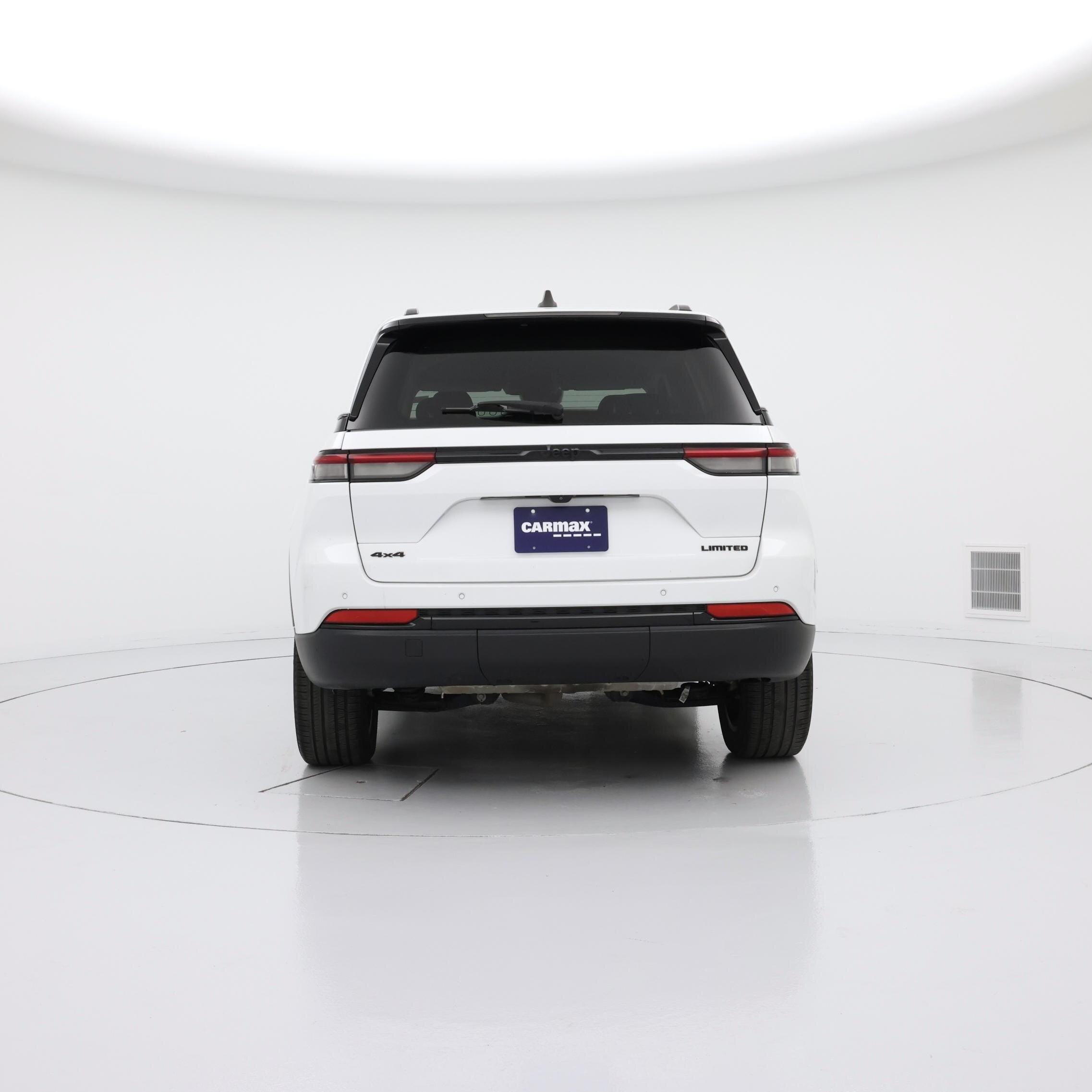 Thumbnail: 2023 Jeep Grand Cherokee - 6