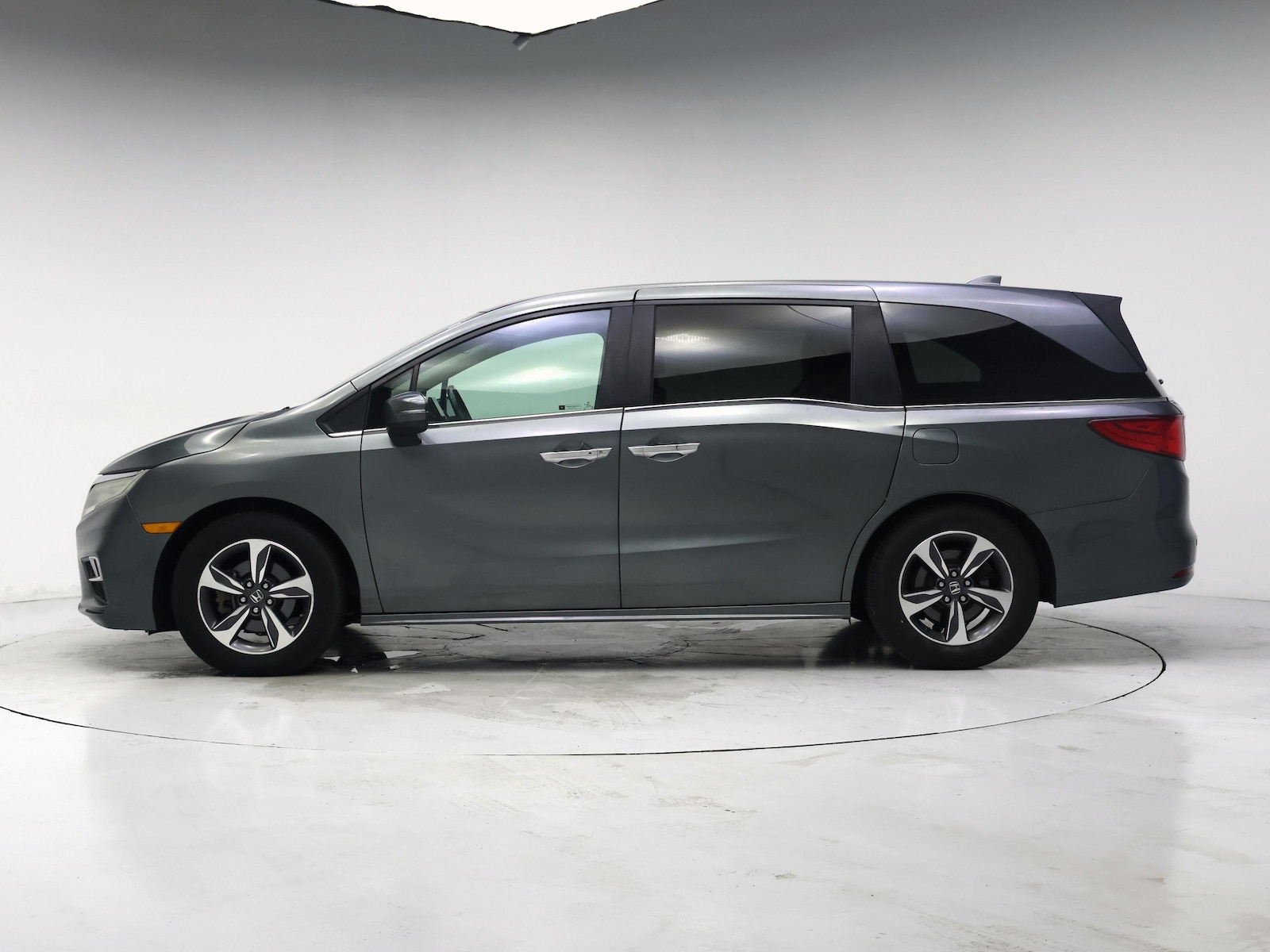2018 Honda Odyssey Touring - Photo 4