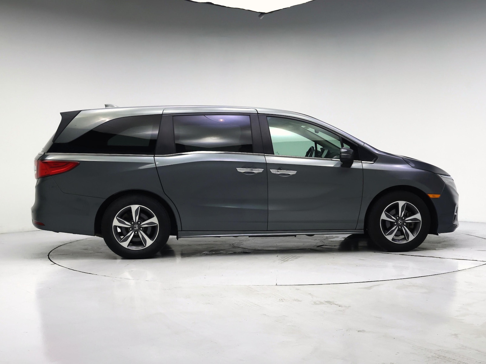 2018 Honda Odyssey Touring - Photo 8