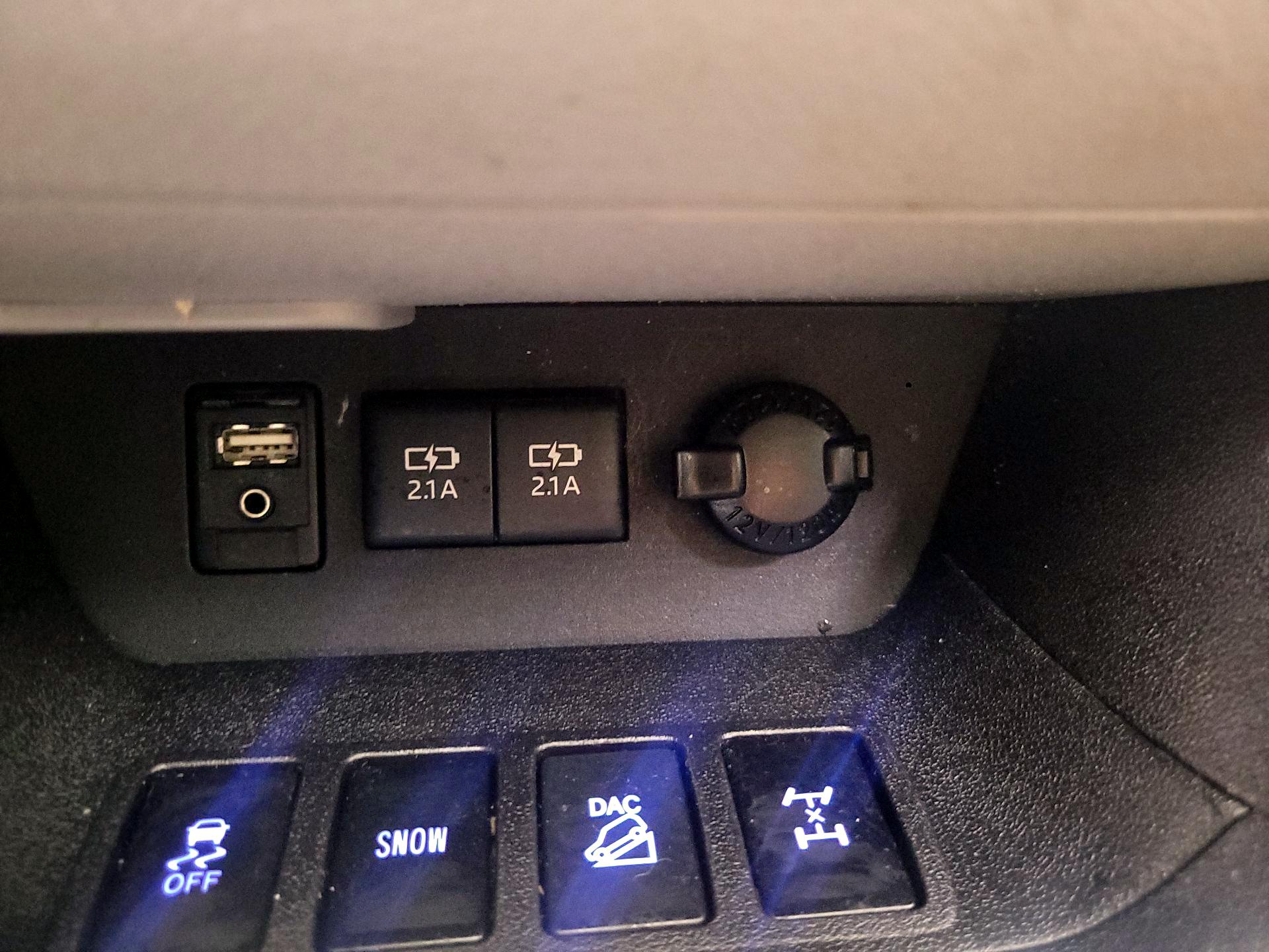 Thumbnail: 2018 Toyota Highlander - 17