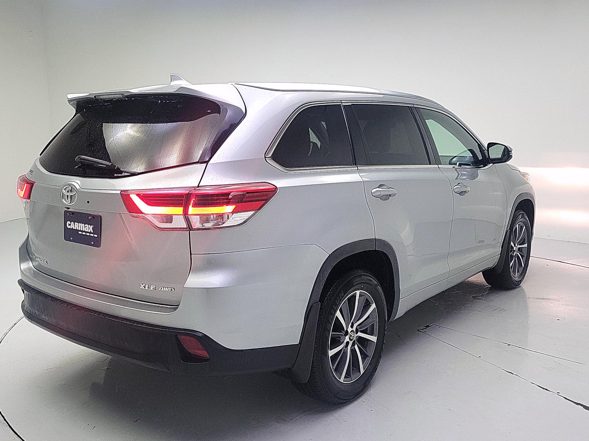Thumbnail: 2018 Toyota Highlander - 5