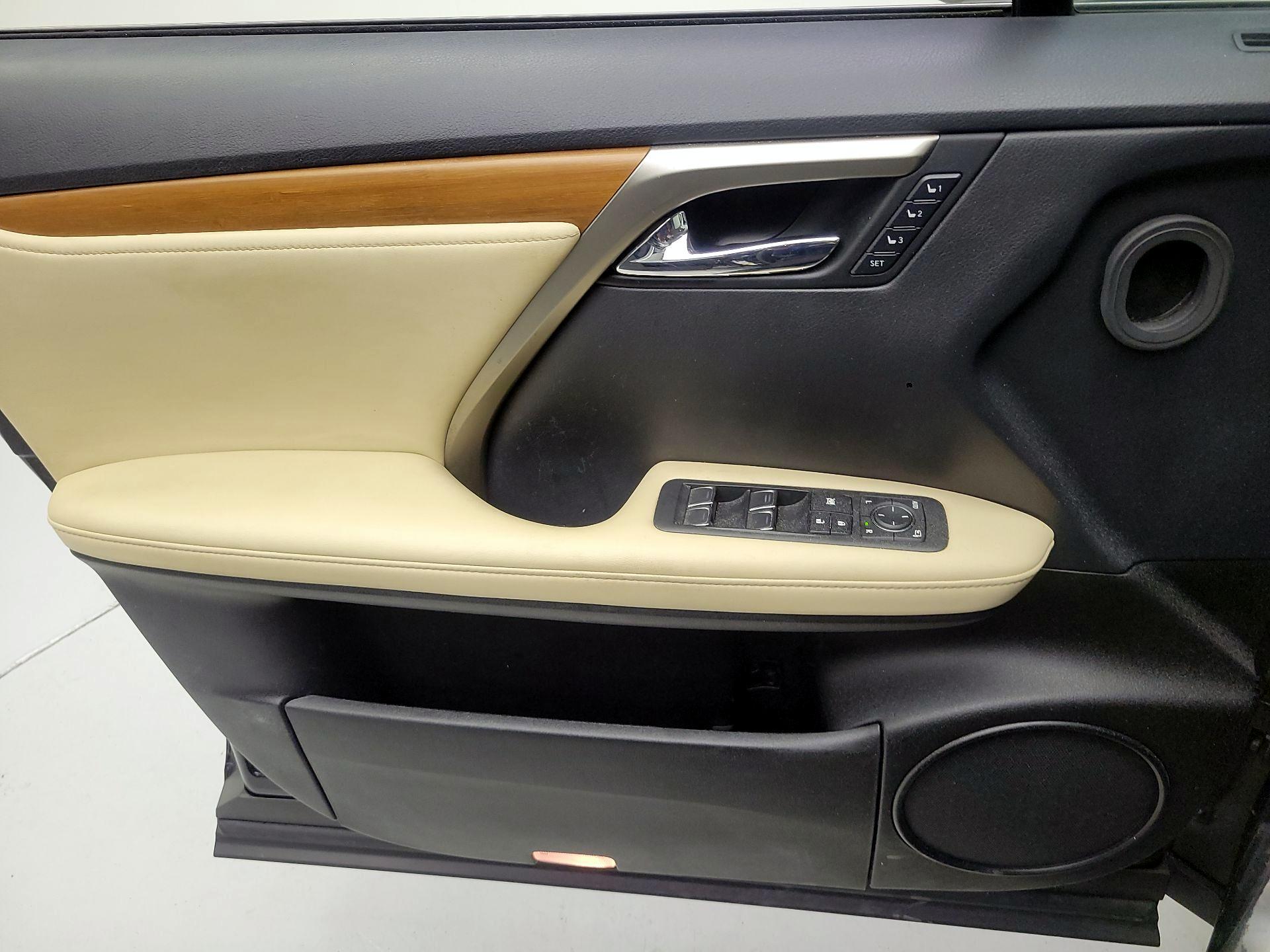 Thumbnail: 2021 Lexus RX - 10