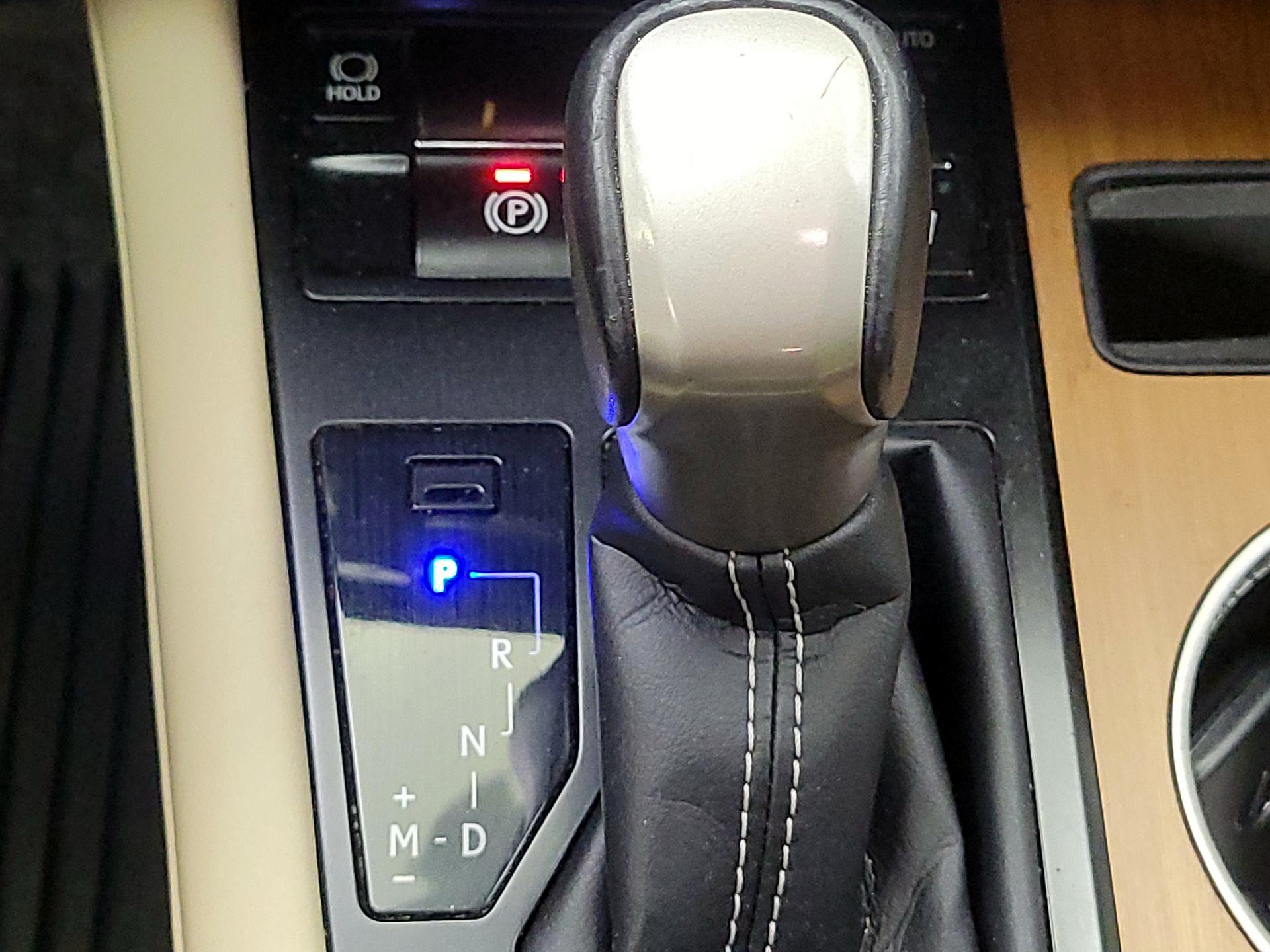 Thumbnail: 2021 Lexus RX - 15