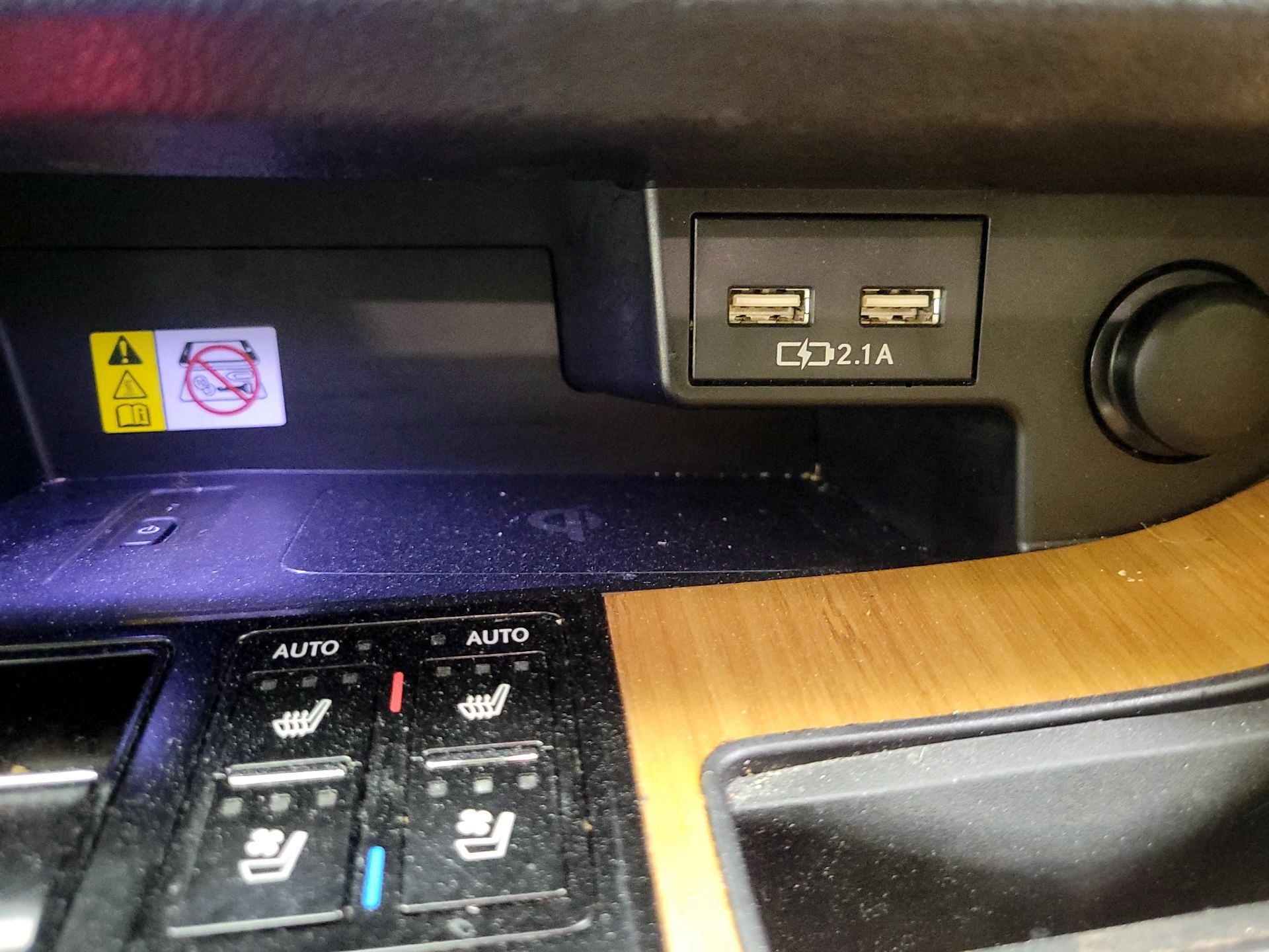 Thumbnail: 2021 Lexus RX - 16