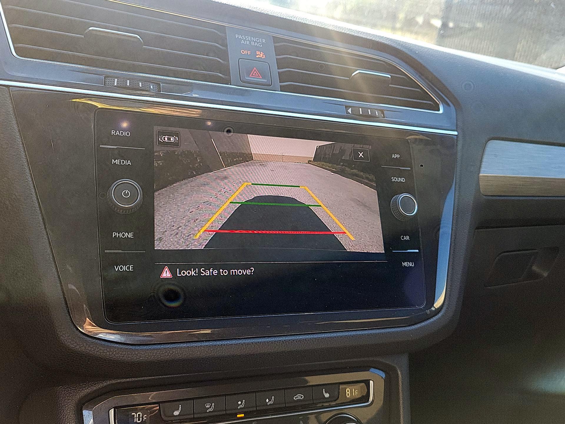 Thumbnail: 2021 Volkswagen Tiguan - 12