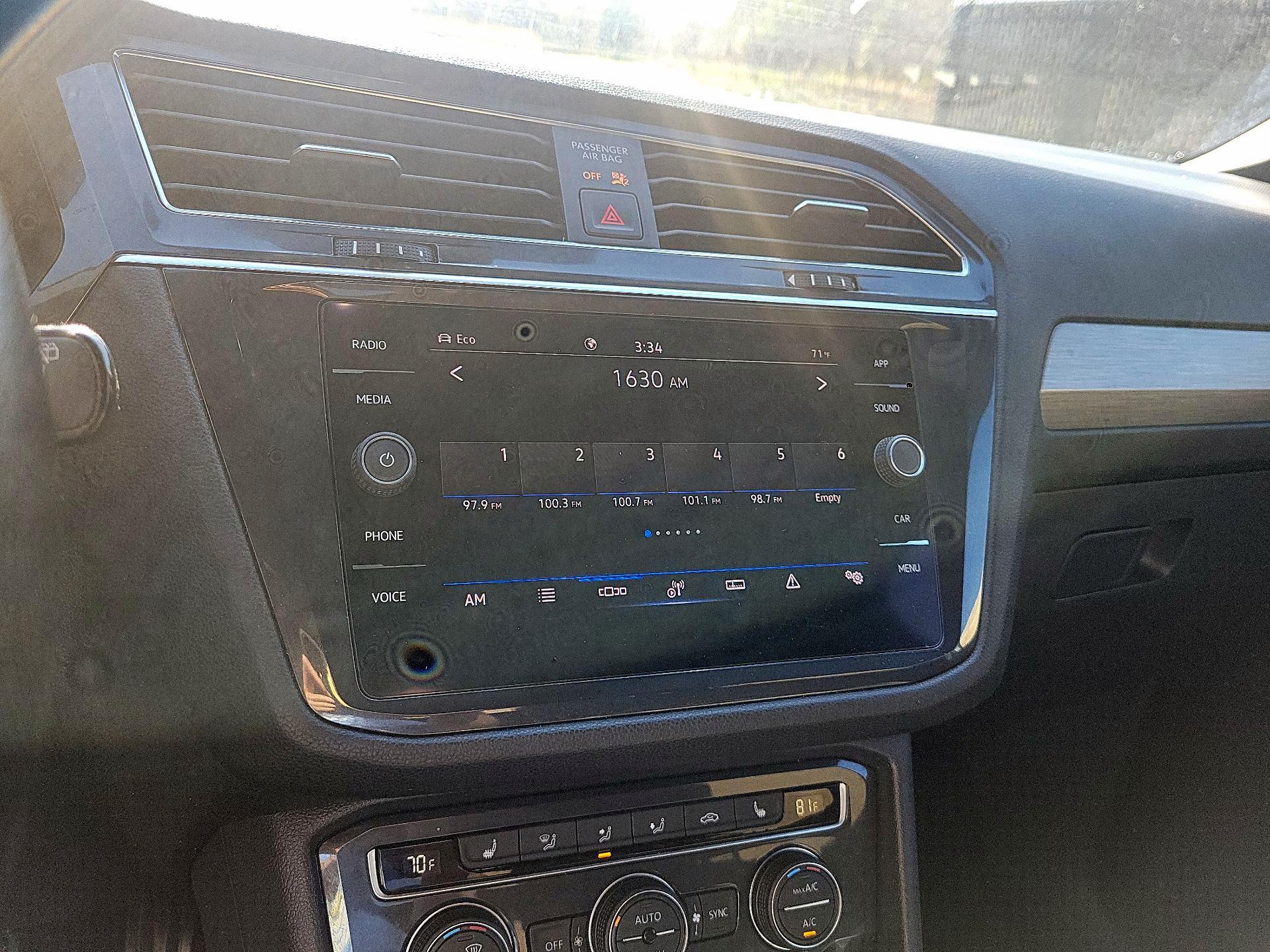 Thumbnail: 2021 Volkswagen Tiguan - 13