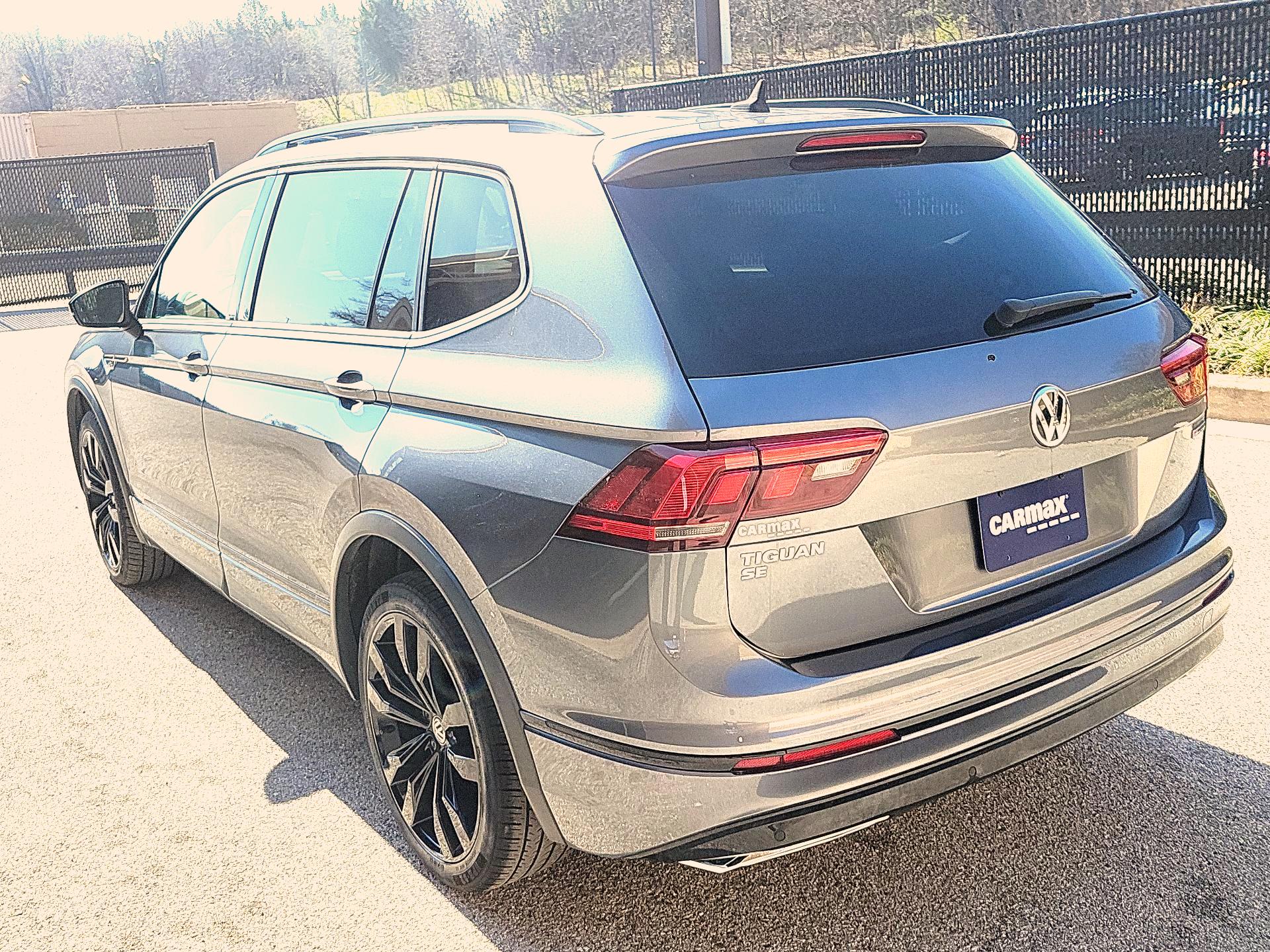 Thumbnail: 2021 Volkswagen Tiguan - 7